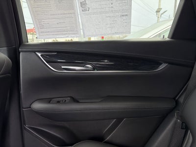 2022 Cadillac XT5 FWD Premium Luxury