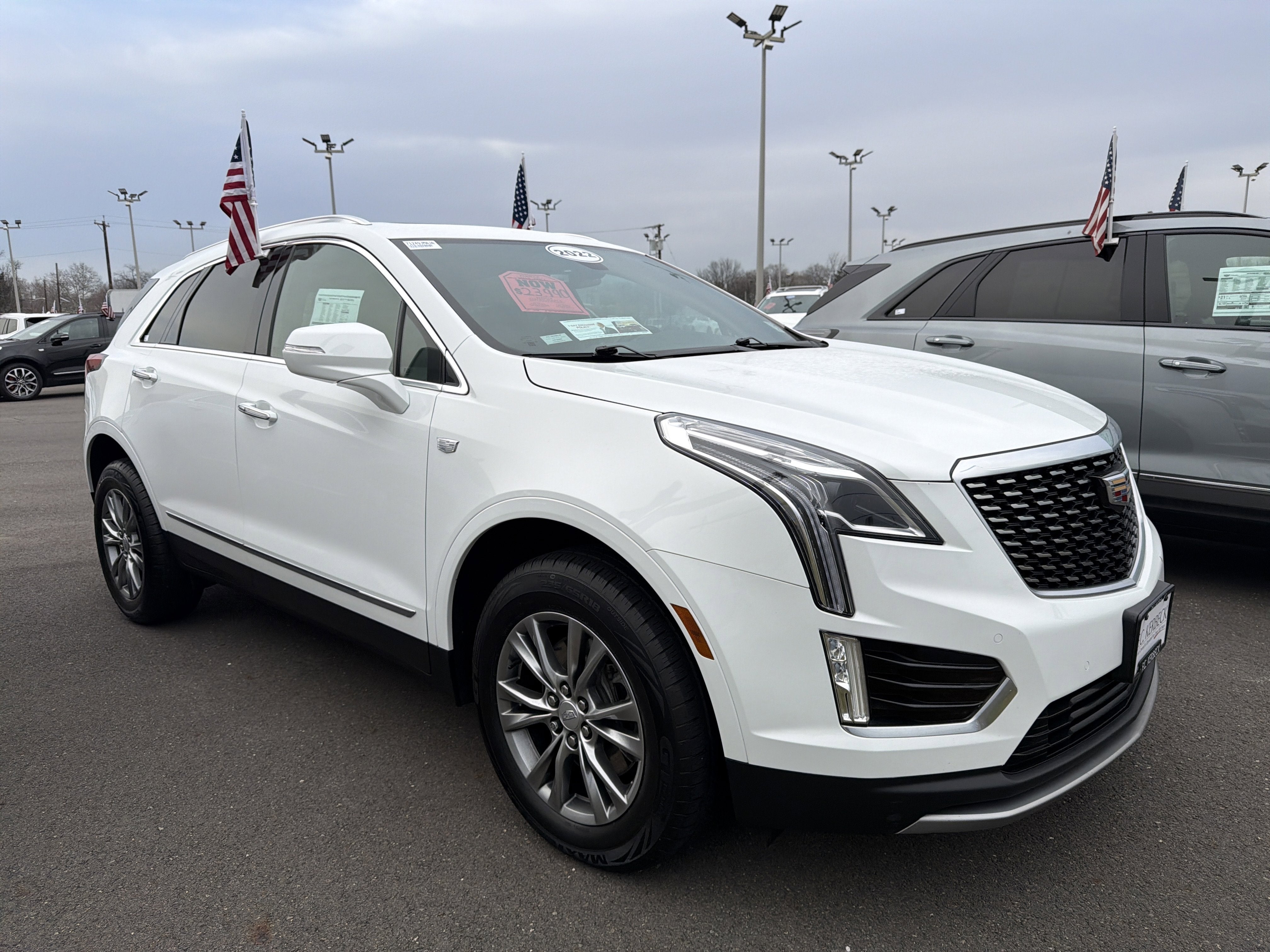 2022 Cadillac XT5 FWD Premium Luxury