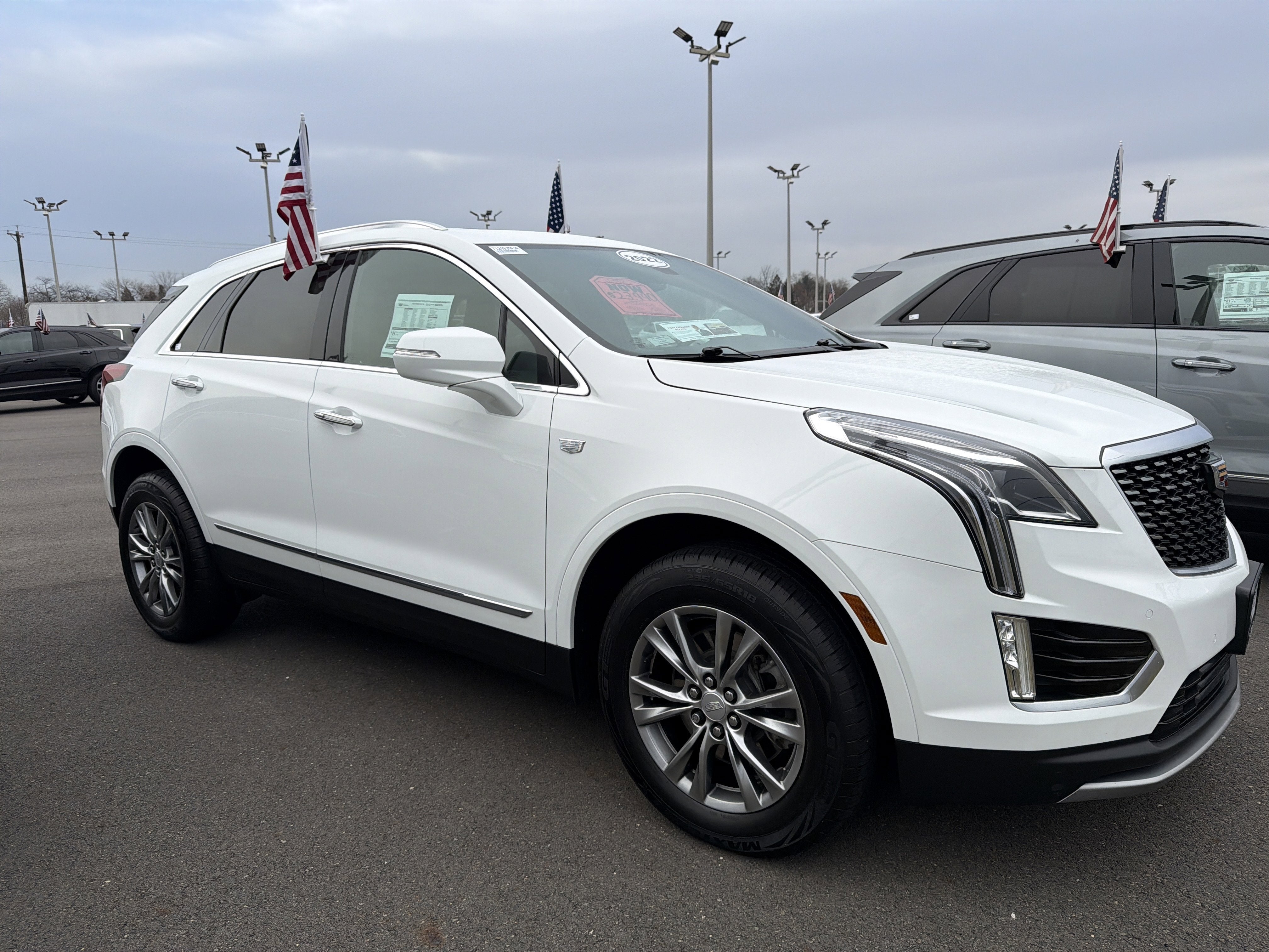 2022 Cadillac XT5 FWD Premium Luxury