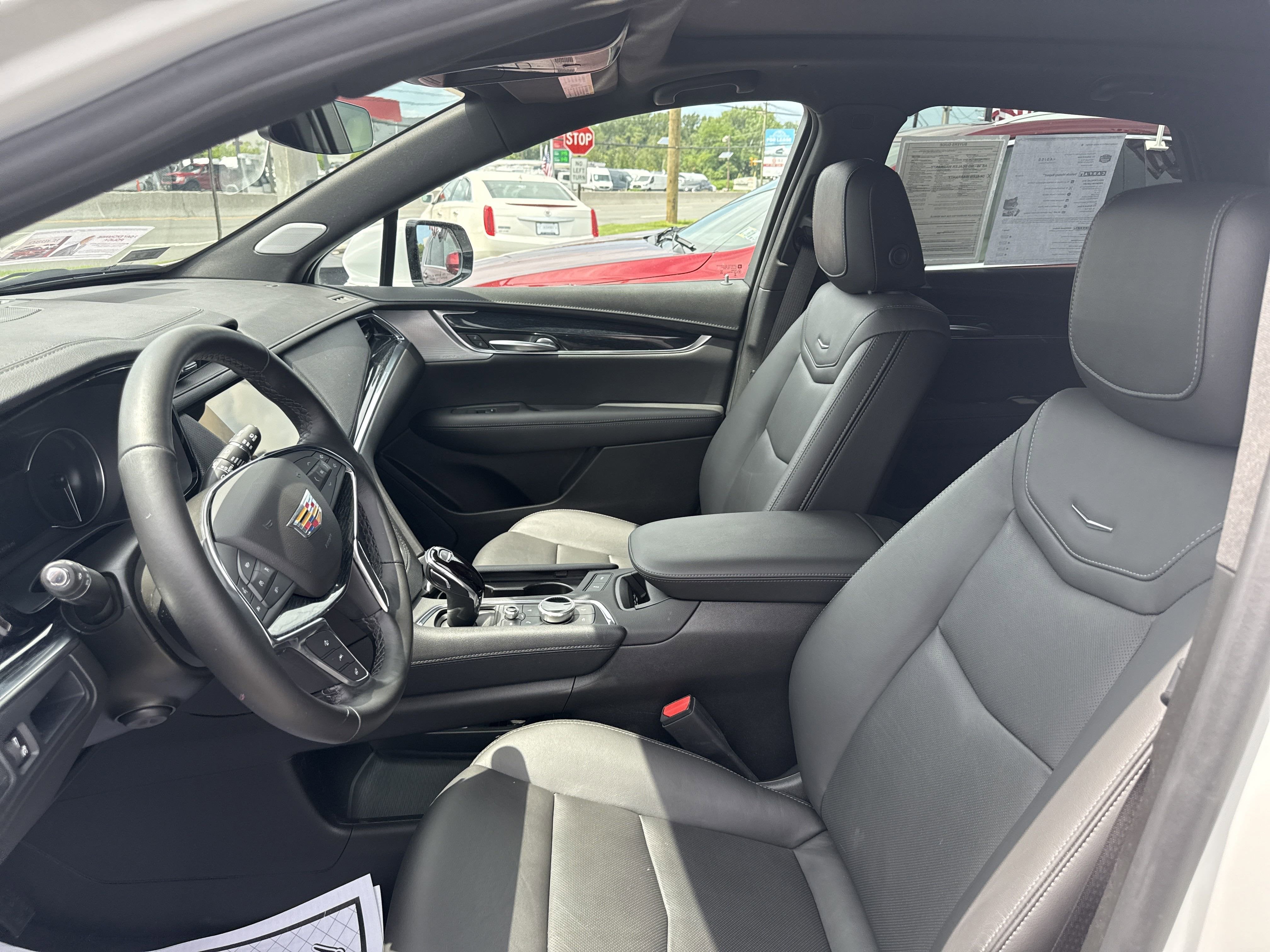 2024 Cadillac XT5 FWD Premium Luxury