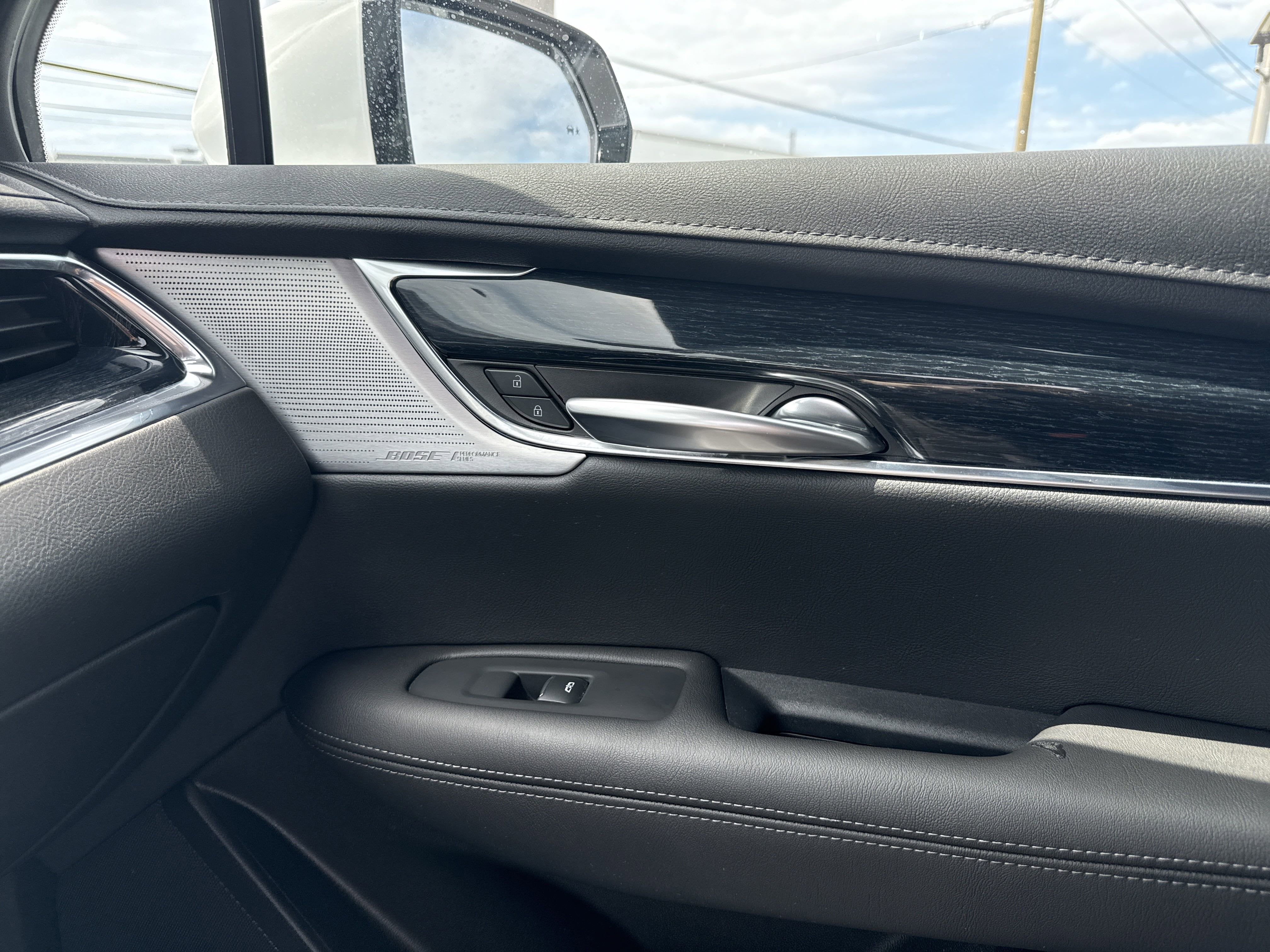 2024 Cadillac XT5 FWD Premium Luxury