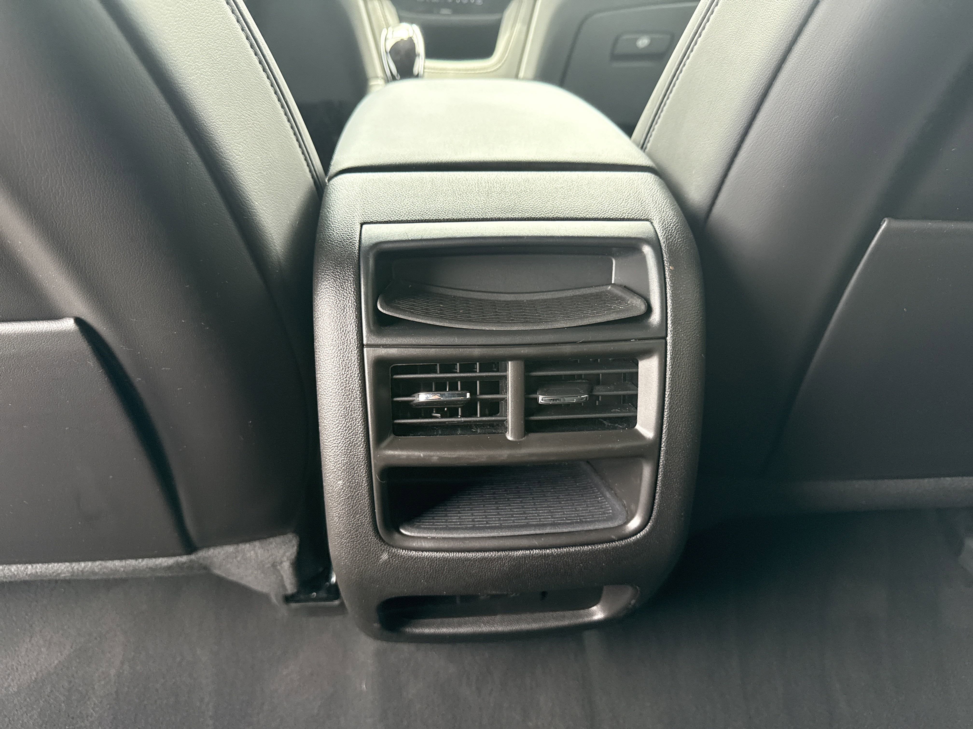 2024 Cadillac XT5 FWD Premium Luxury