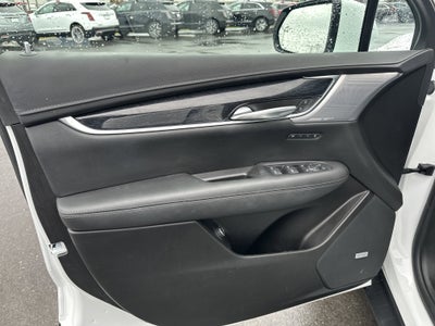 2023 Cadillac XT5 FWD Premium Luxury