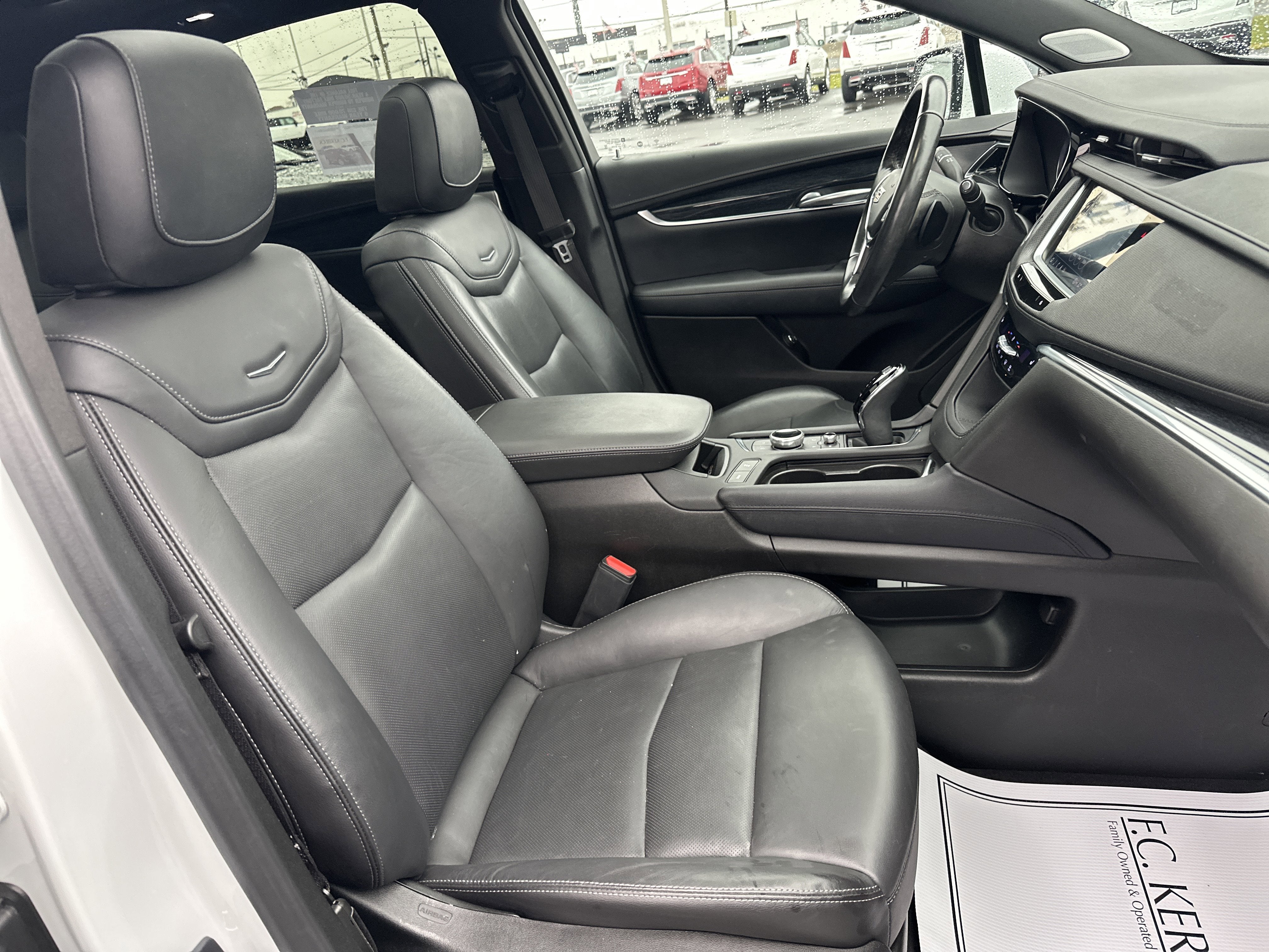 2023 Cadillac XT5 FWD Premium Luxury