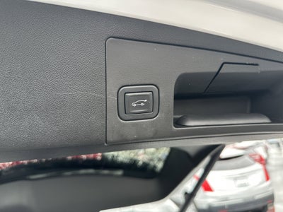 2023 Cadillac XT5 FWD Premium Luxury