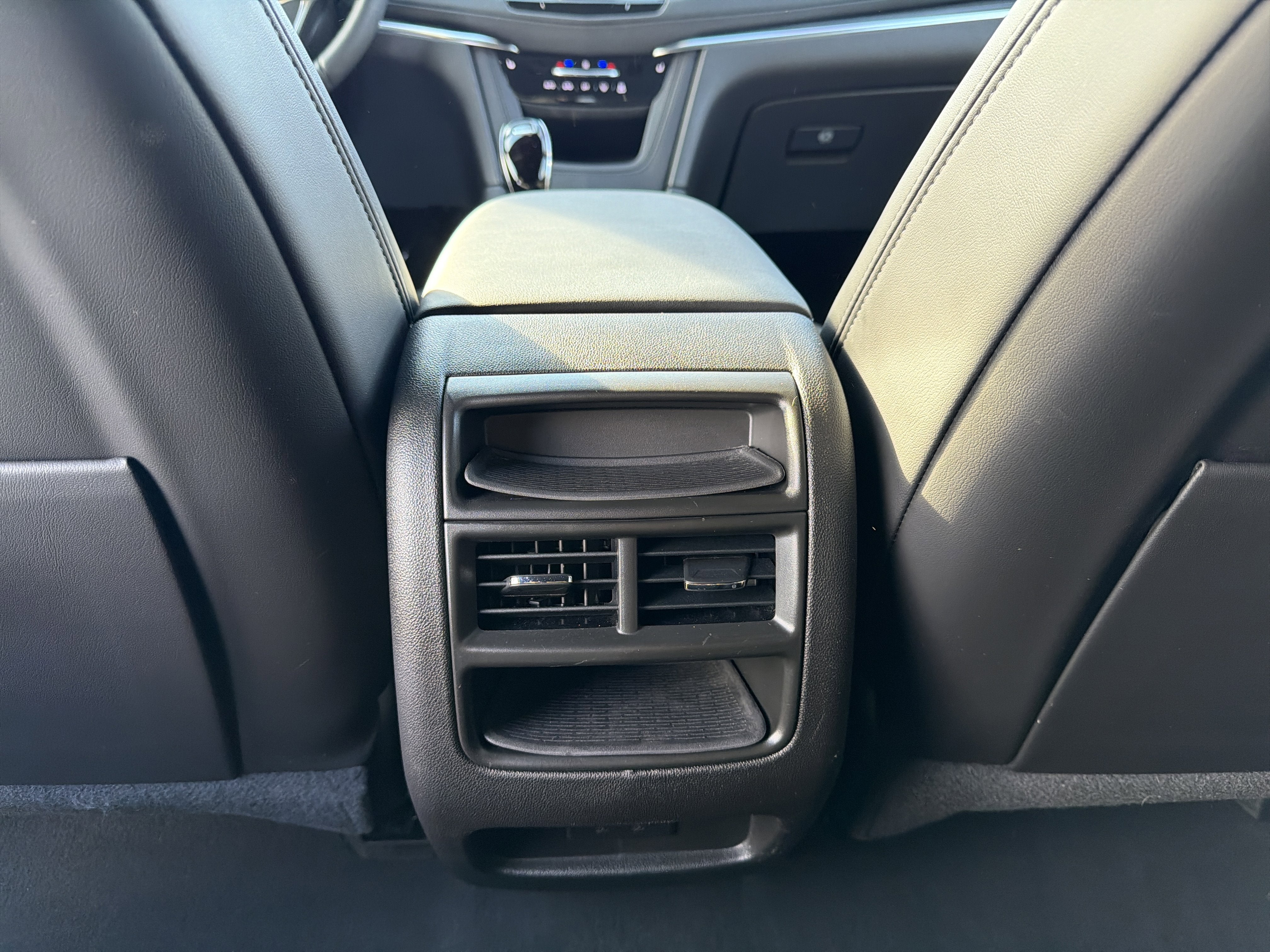 2024 Cadillac XT5 FWD Premium Luxury