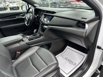 2022 Cadillac XT5 FWD Premium Luxury