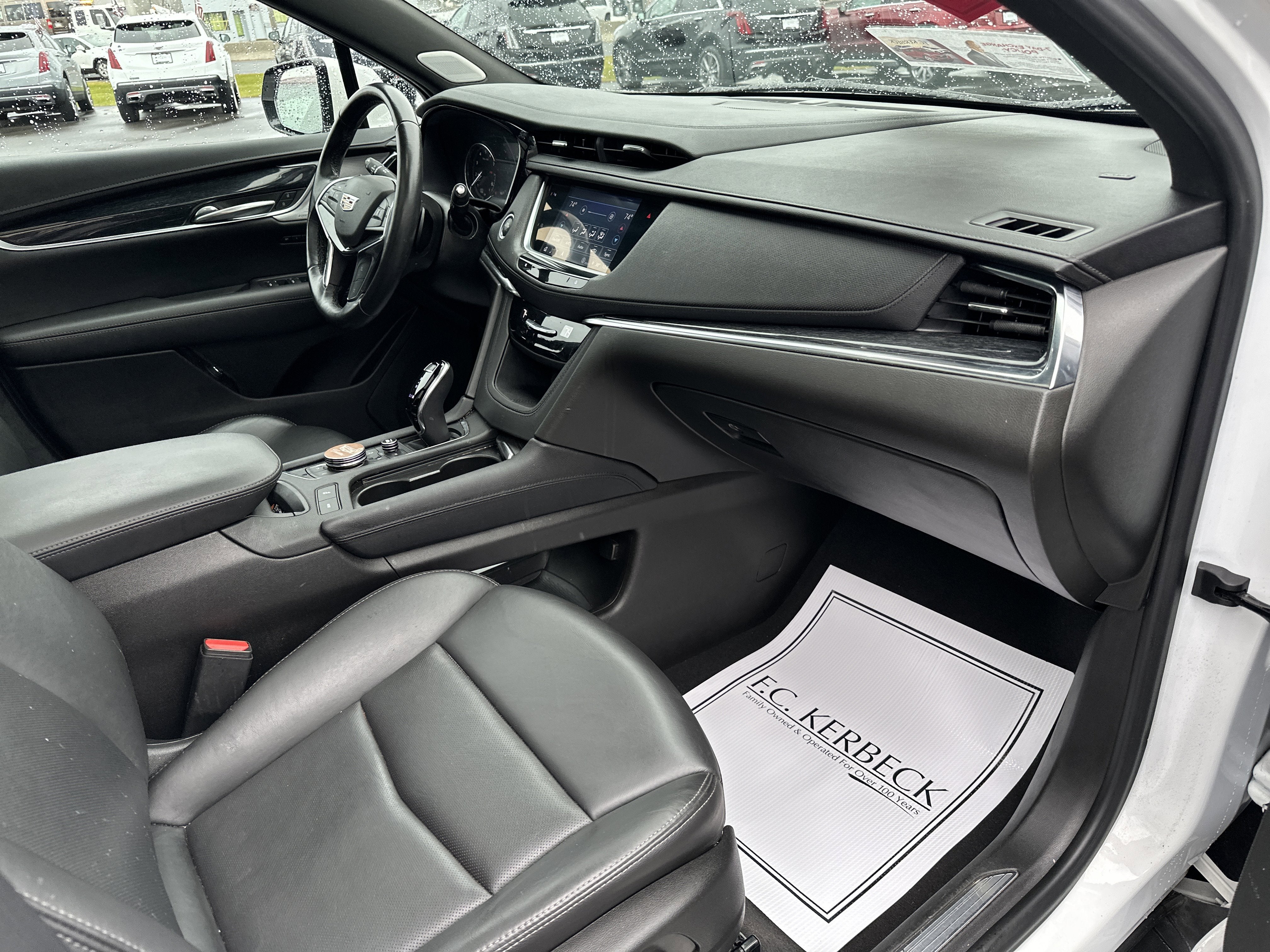 2022 Cadillac XT5 FWD Premium Luxury