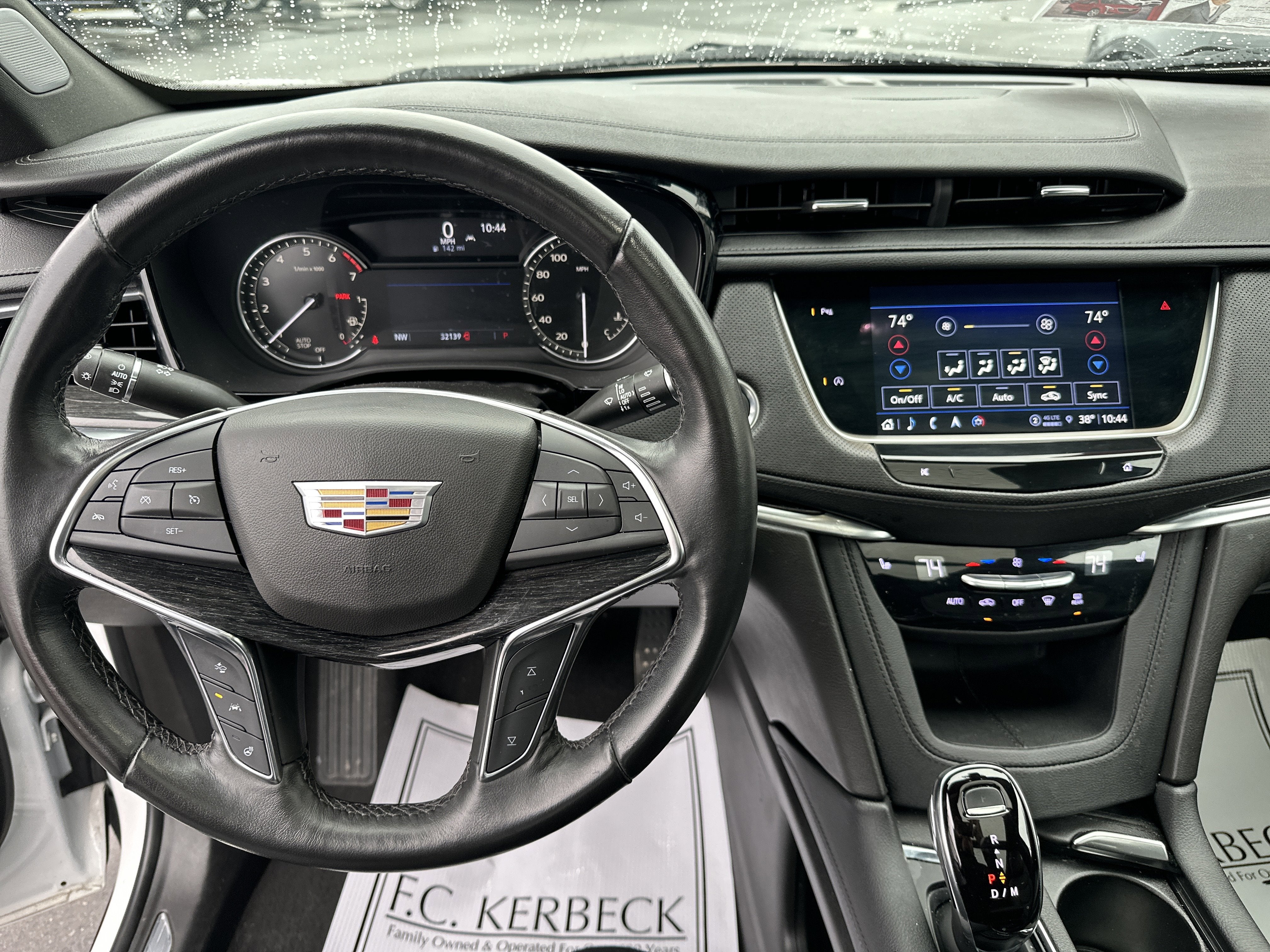 2022 Cadillac XT5 FWD Premium Luxury