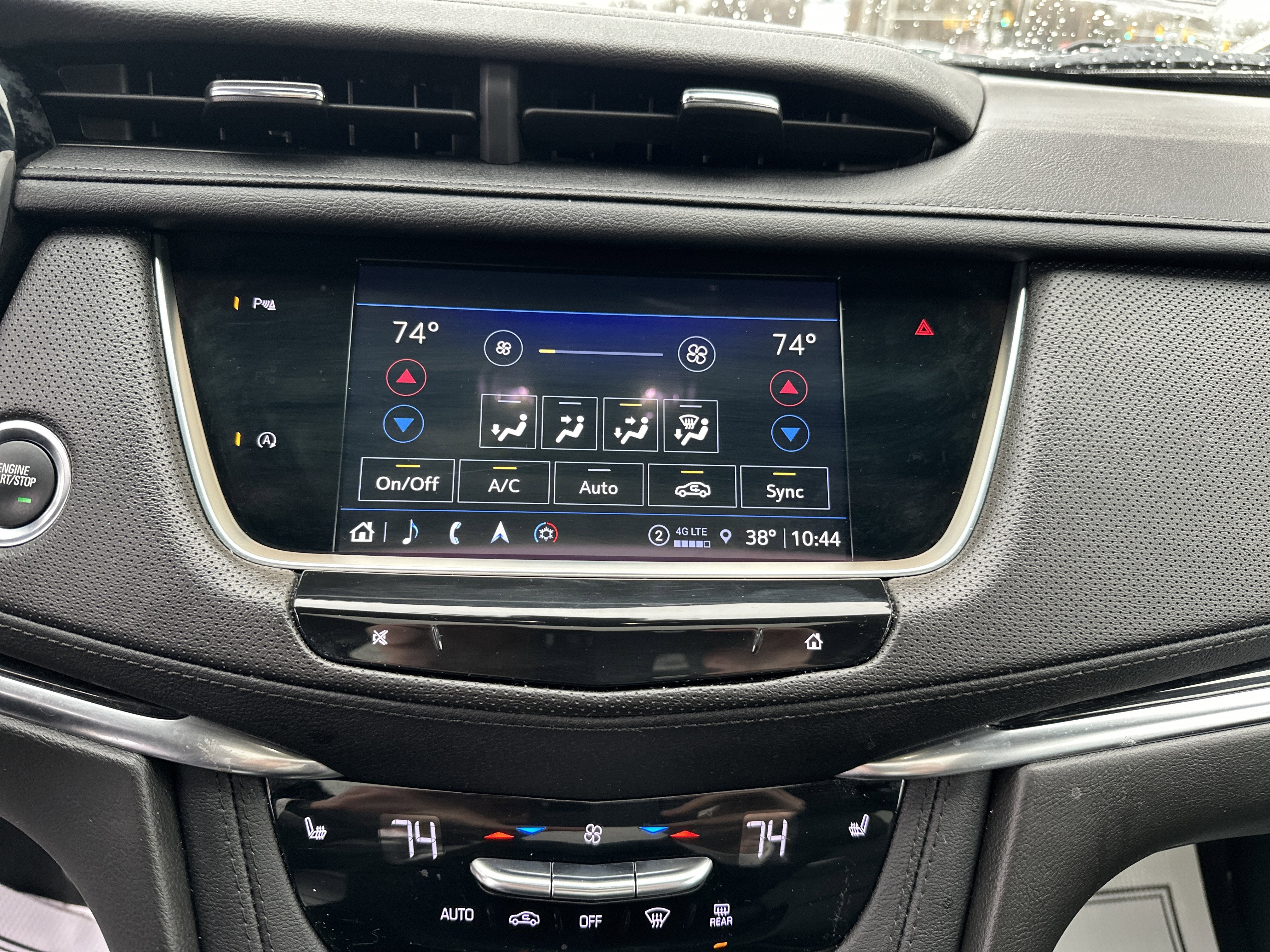2022 Cadillac XT5 FWD Premium Luxury