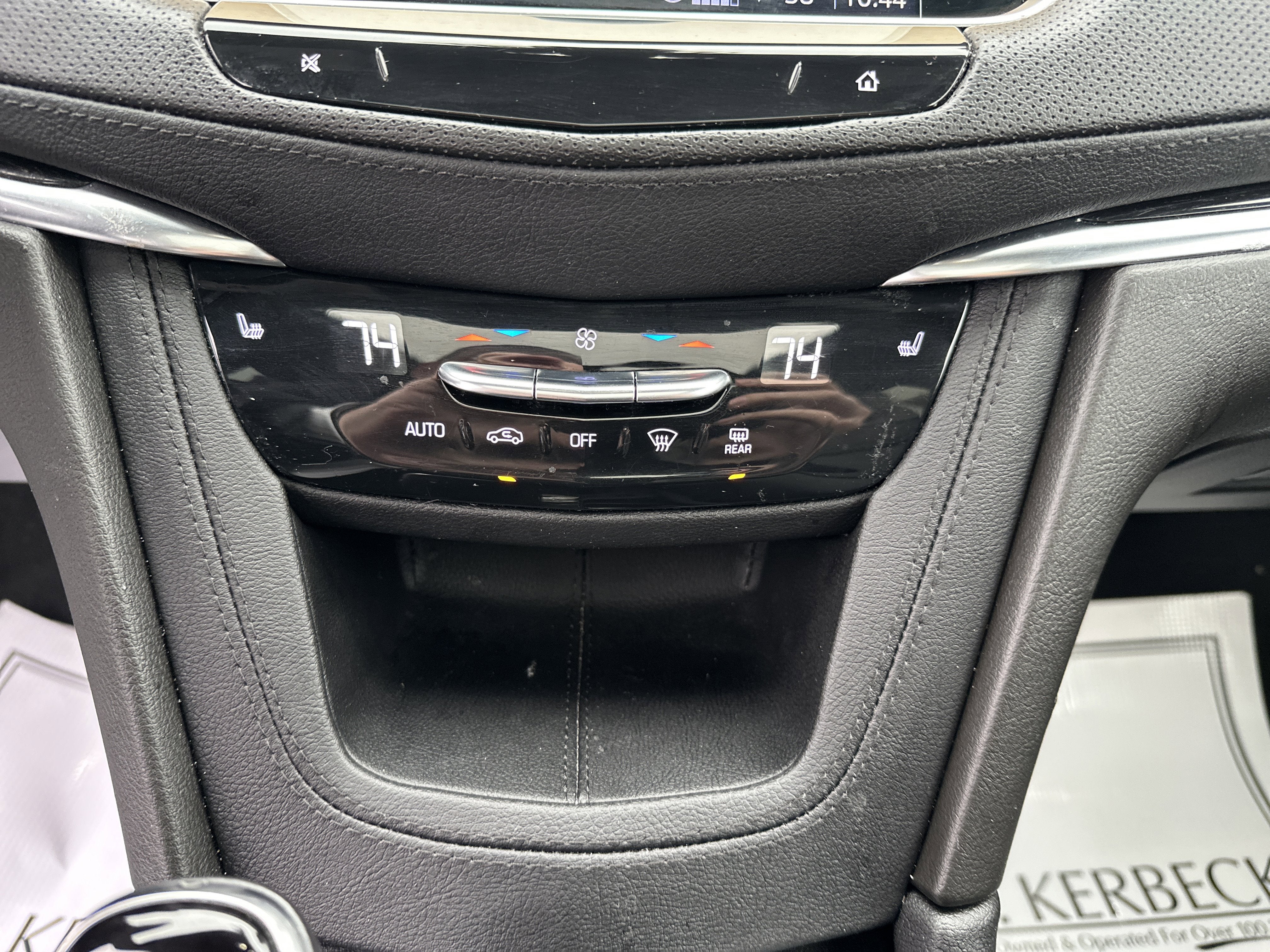 2022 Cadillac XT5 FWD Premium Luxury