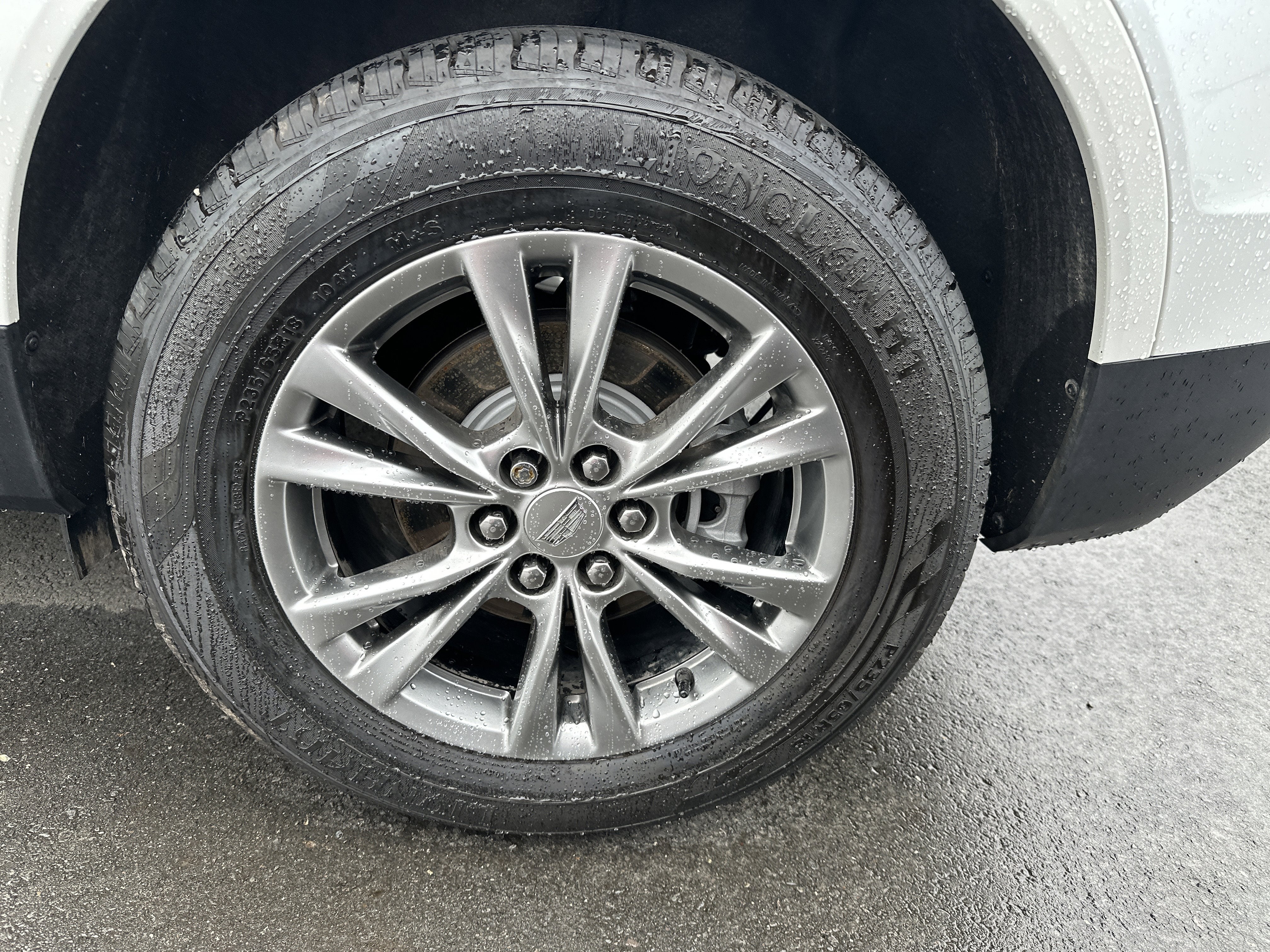 2022 Cadillac XT5 FWD Premium Luxury