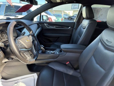 2022 Cadillac XT5 FWD Premium Luxury