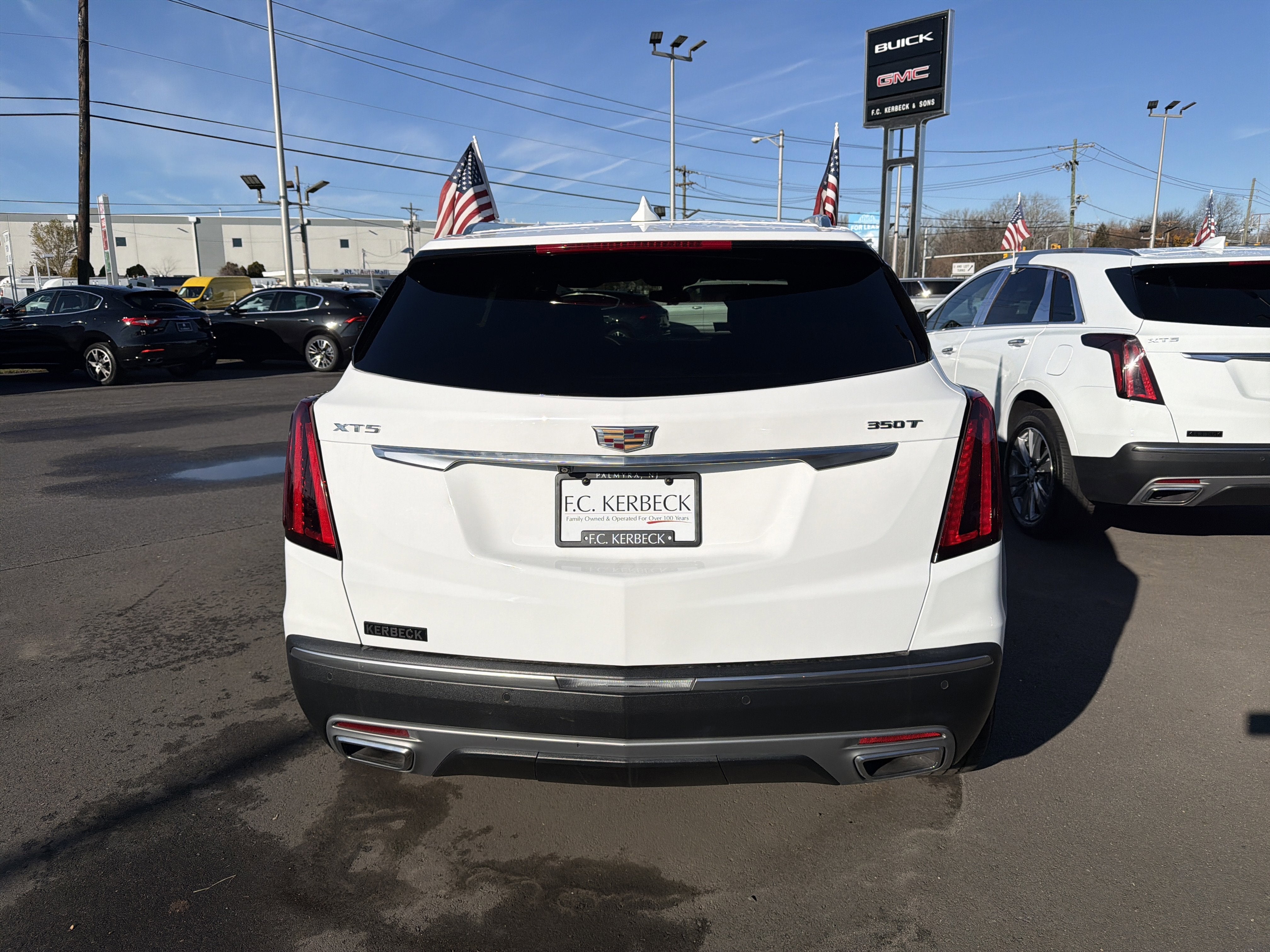 2022 Cadillac XT5 FWD Premium Luxury