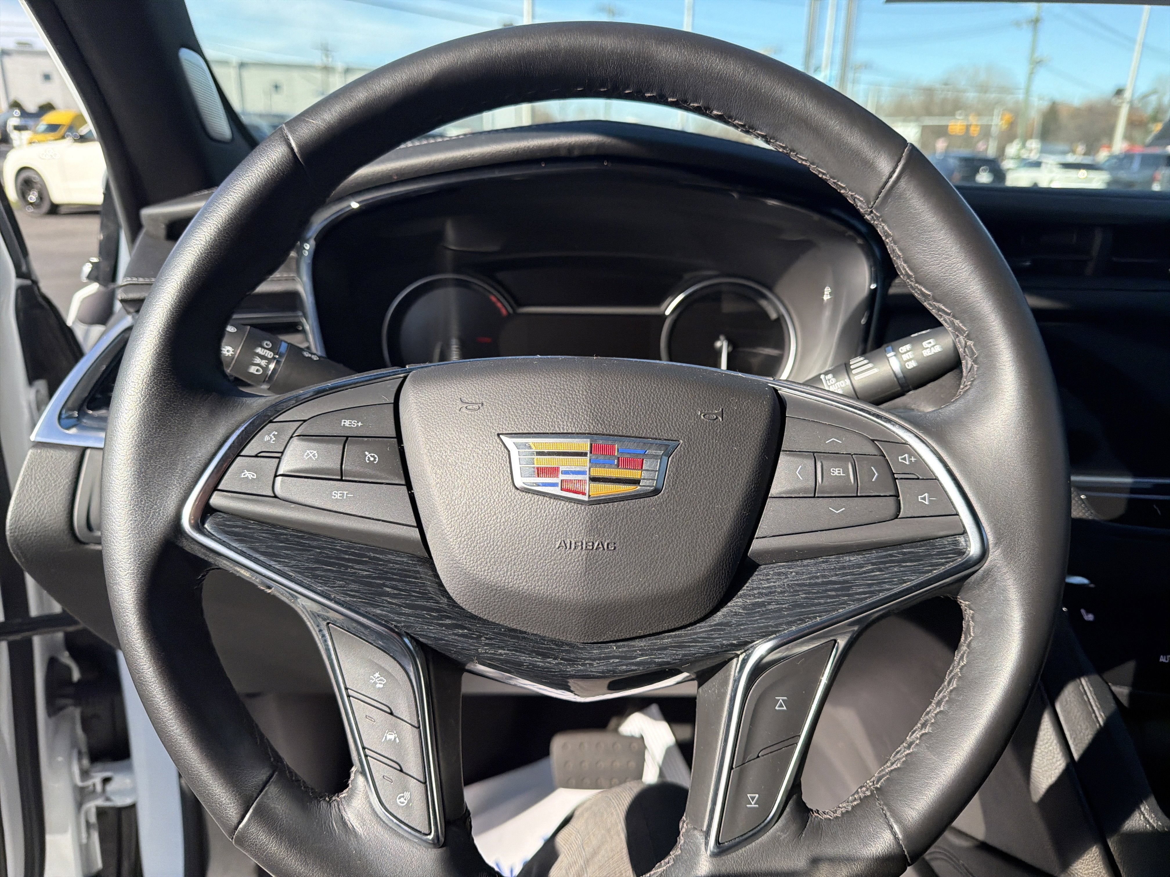 2024 Cadillac XT5 FWD Premium Luxury