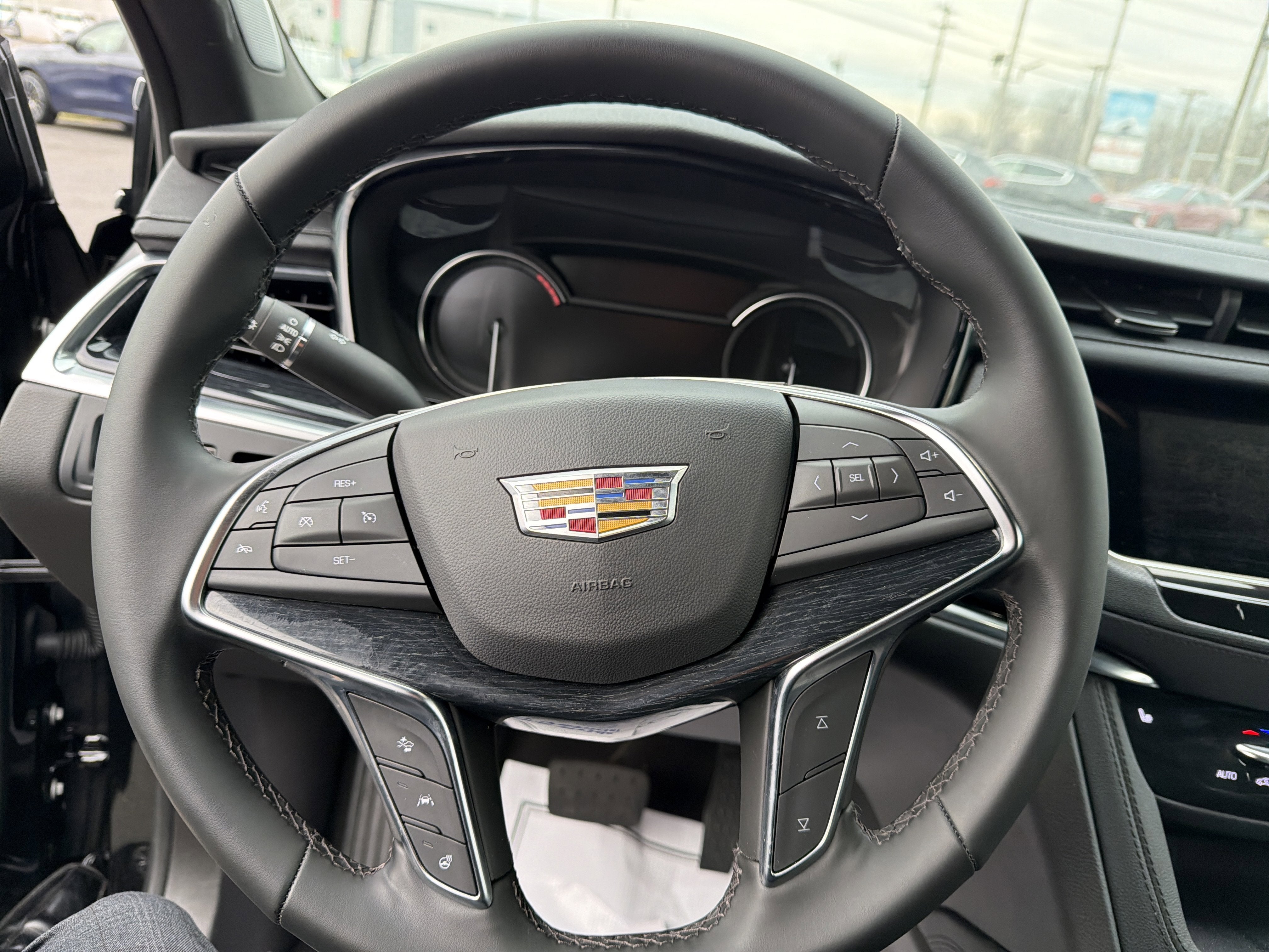 2025 Cadillac XT5 FWD Premium Luxury
