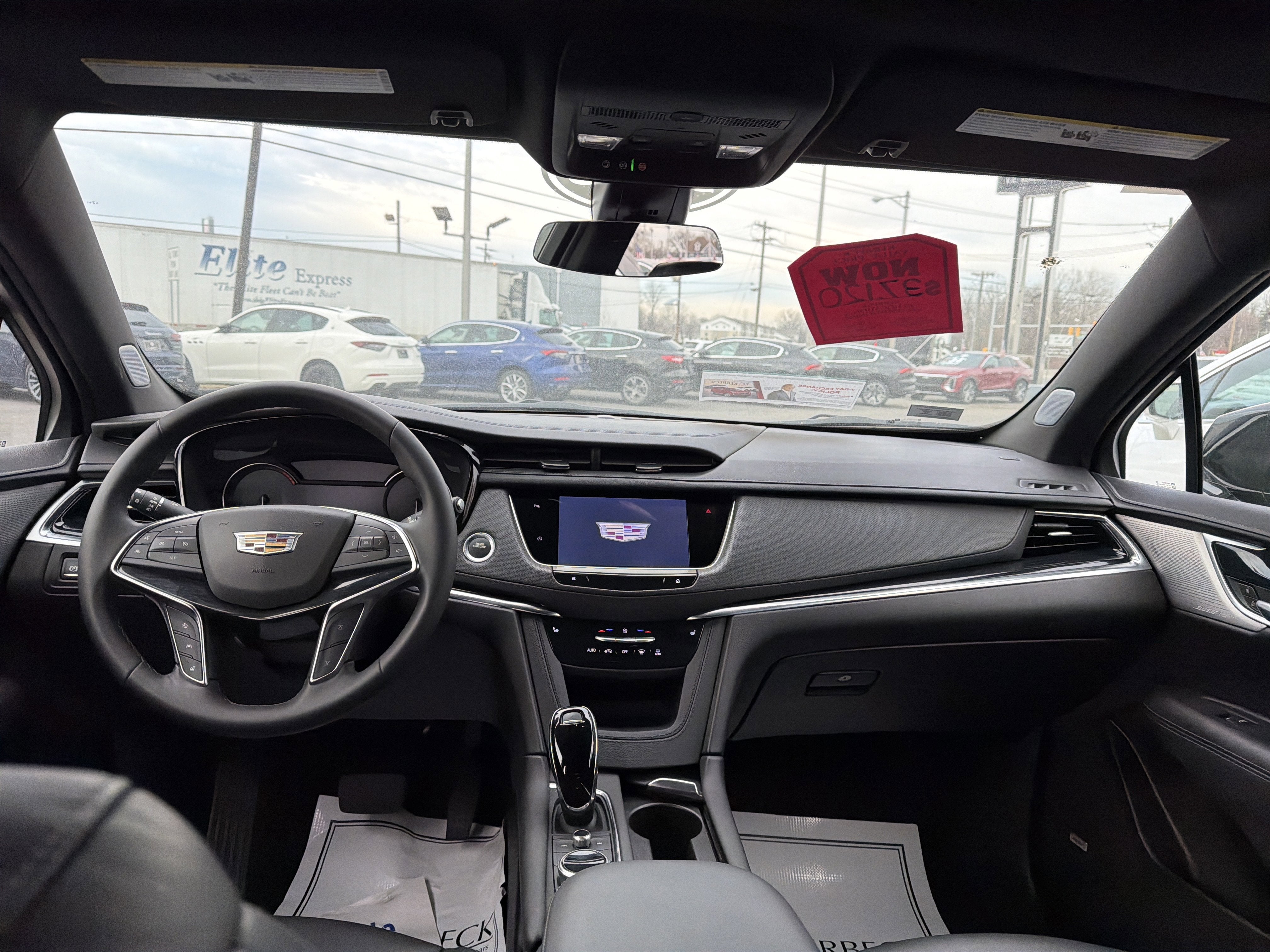 2025 Cadillac XT5 FWD Premium Luxury