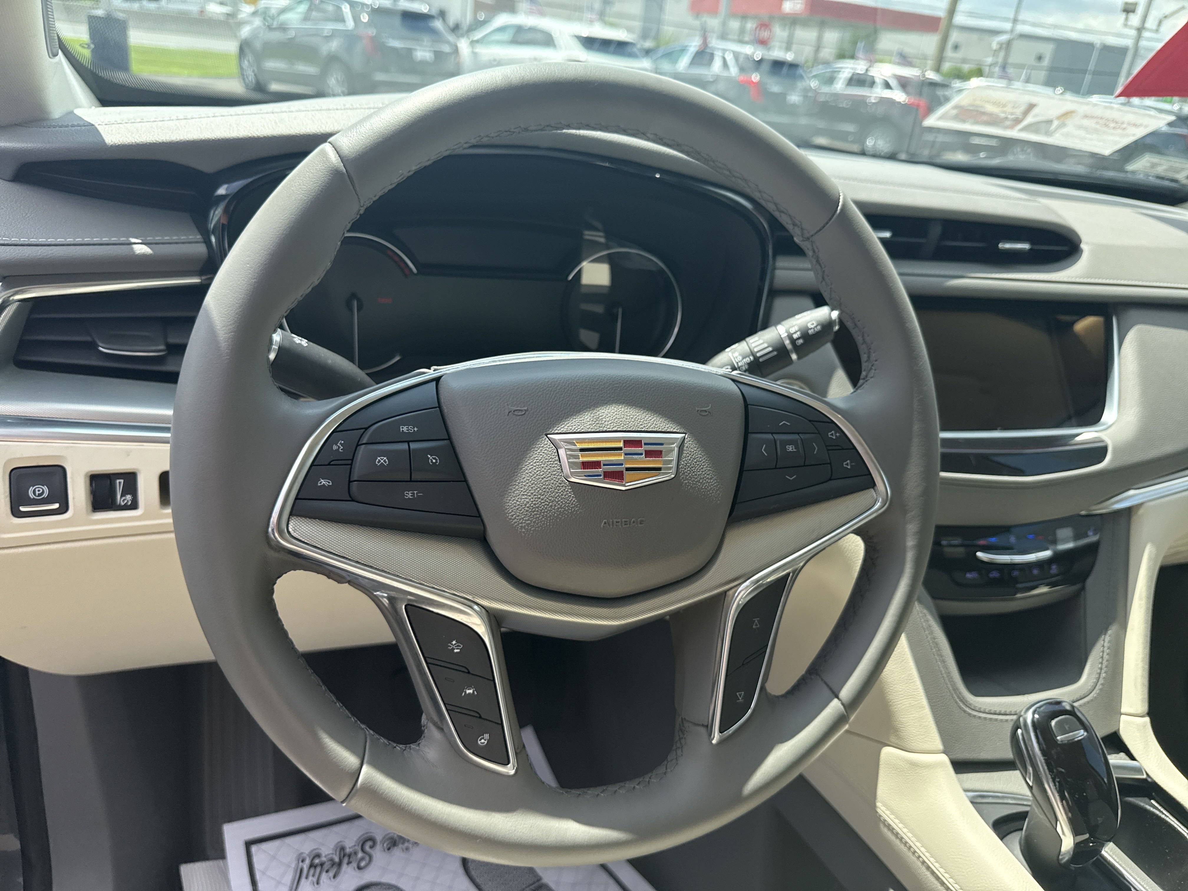 2021 Cadillac XT5 FWD Premium Luxury
