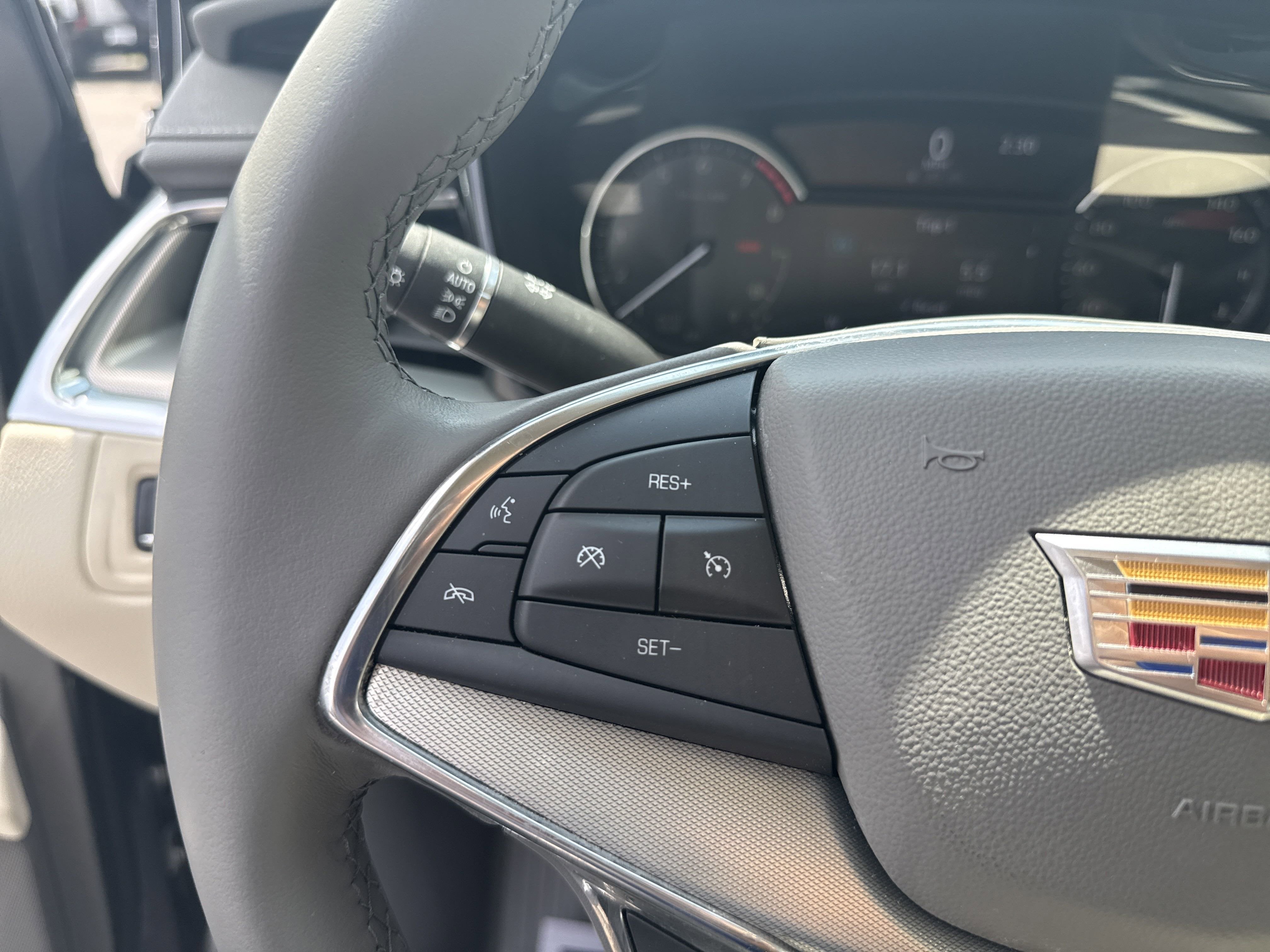 2021 Cadillac XT5 FWD Premium Luxury