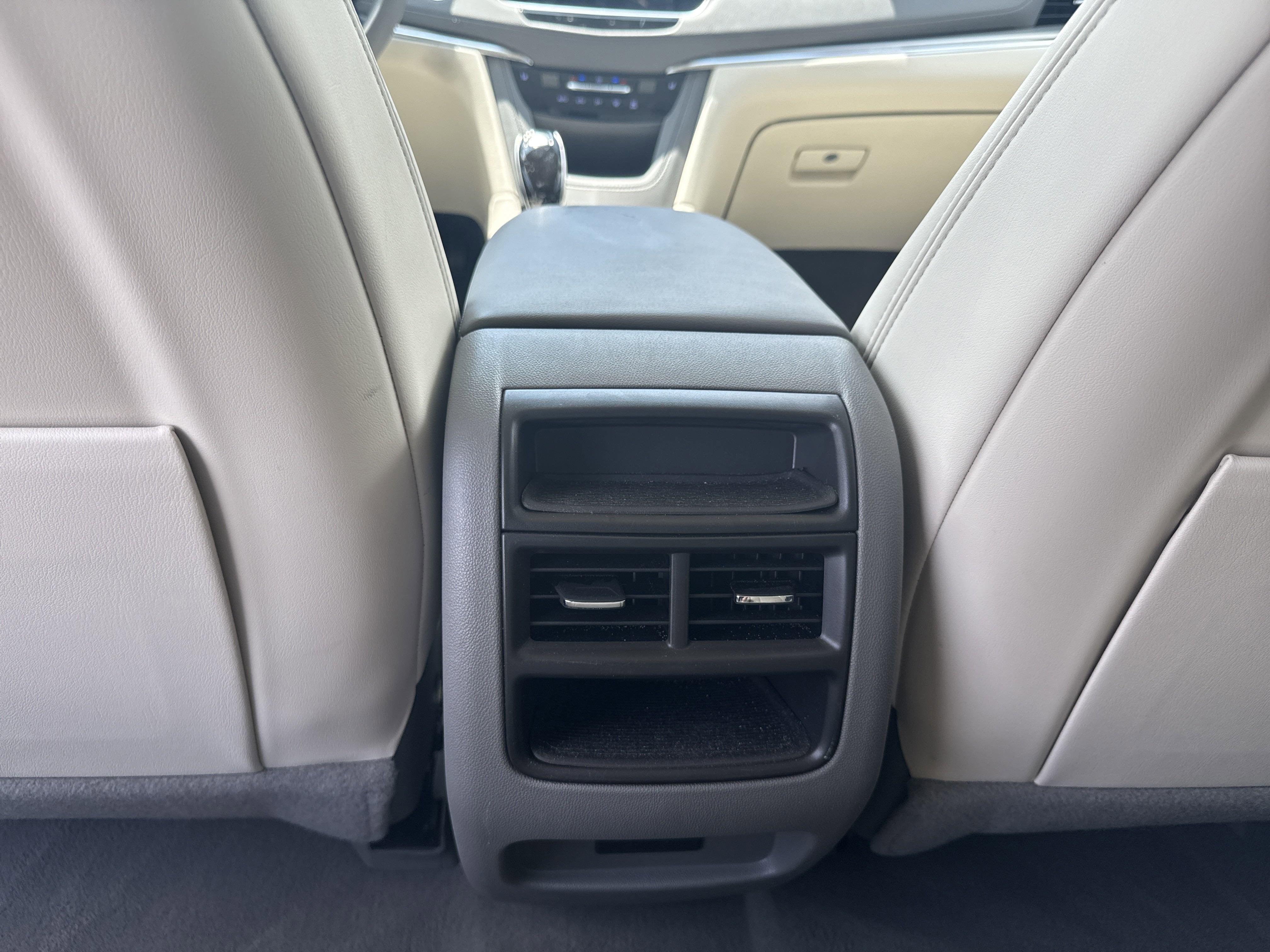 2021 Cadillac XT5 FWD Premium Luxury