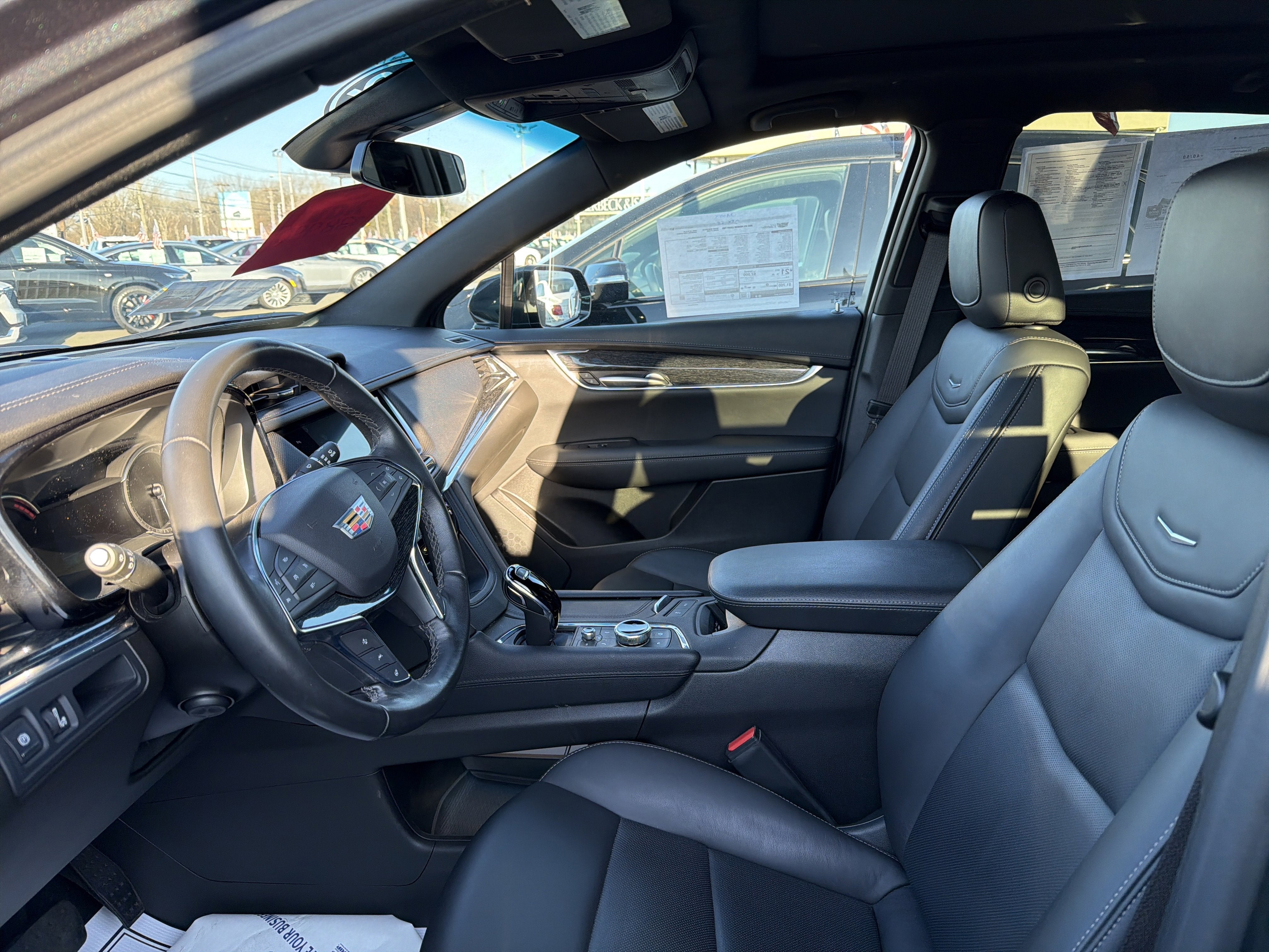 2022 Cadillac XT5 FWD Premium Luxury