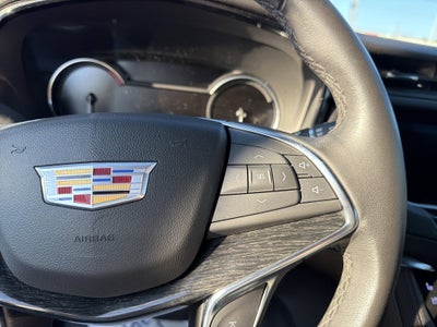 2022 Cadillac XT5 FWD Premium Luxury