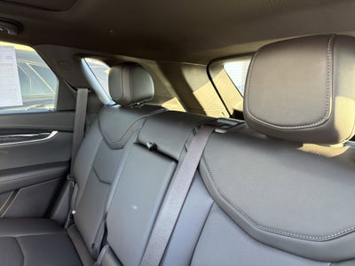 2022 Cadillac XT5 FWD Premium Luxury