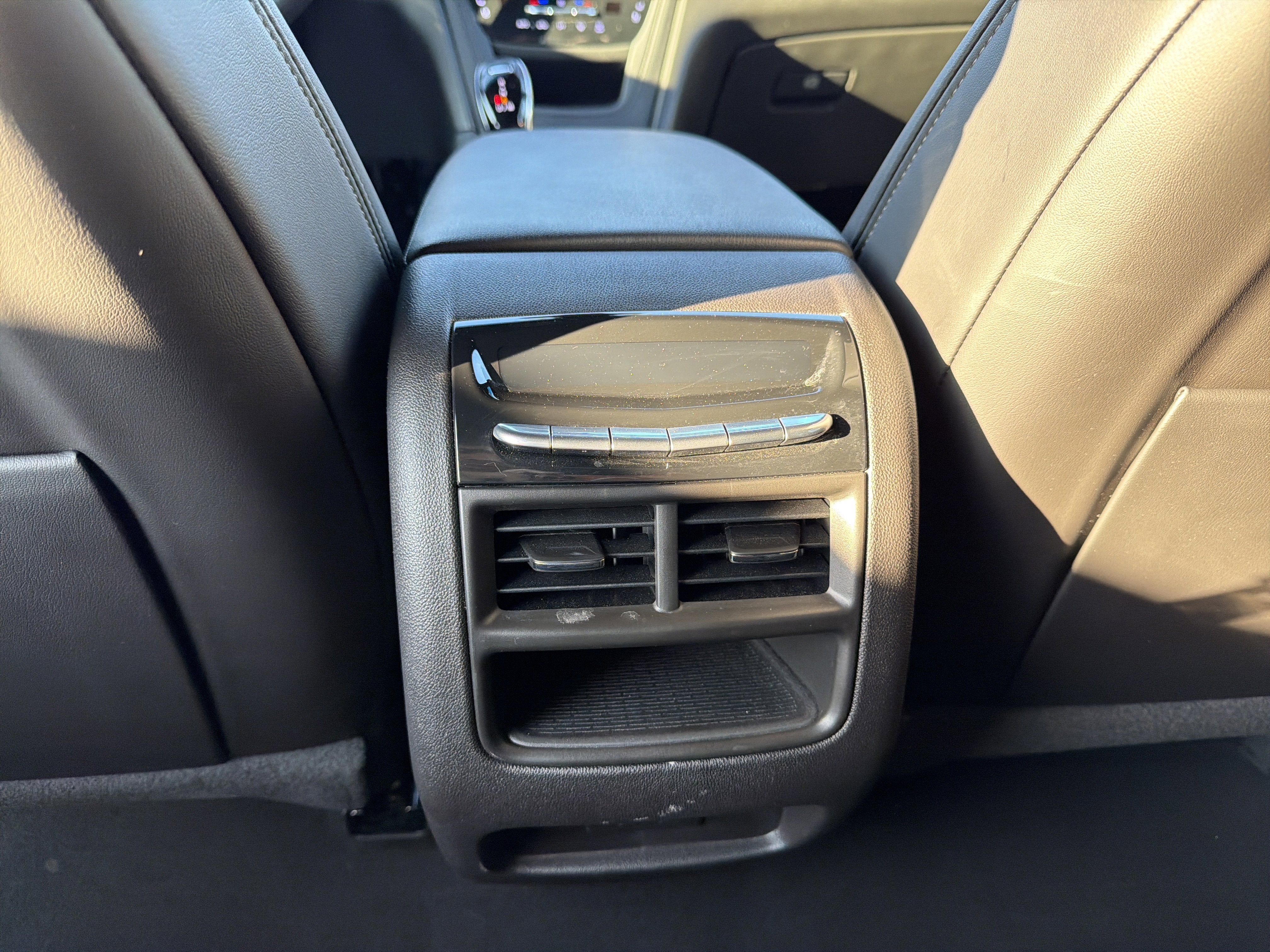 2022 Cadillac XT5 FWD Premium Luxury