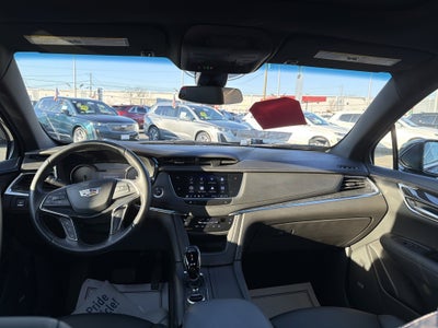 2022 Cadillac XT5 FWD Premium Luxury