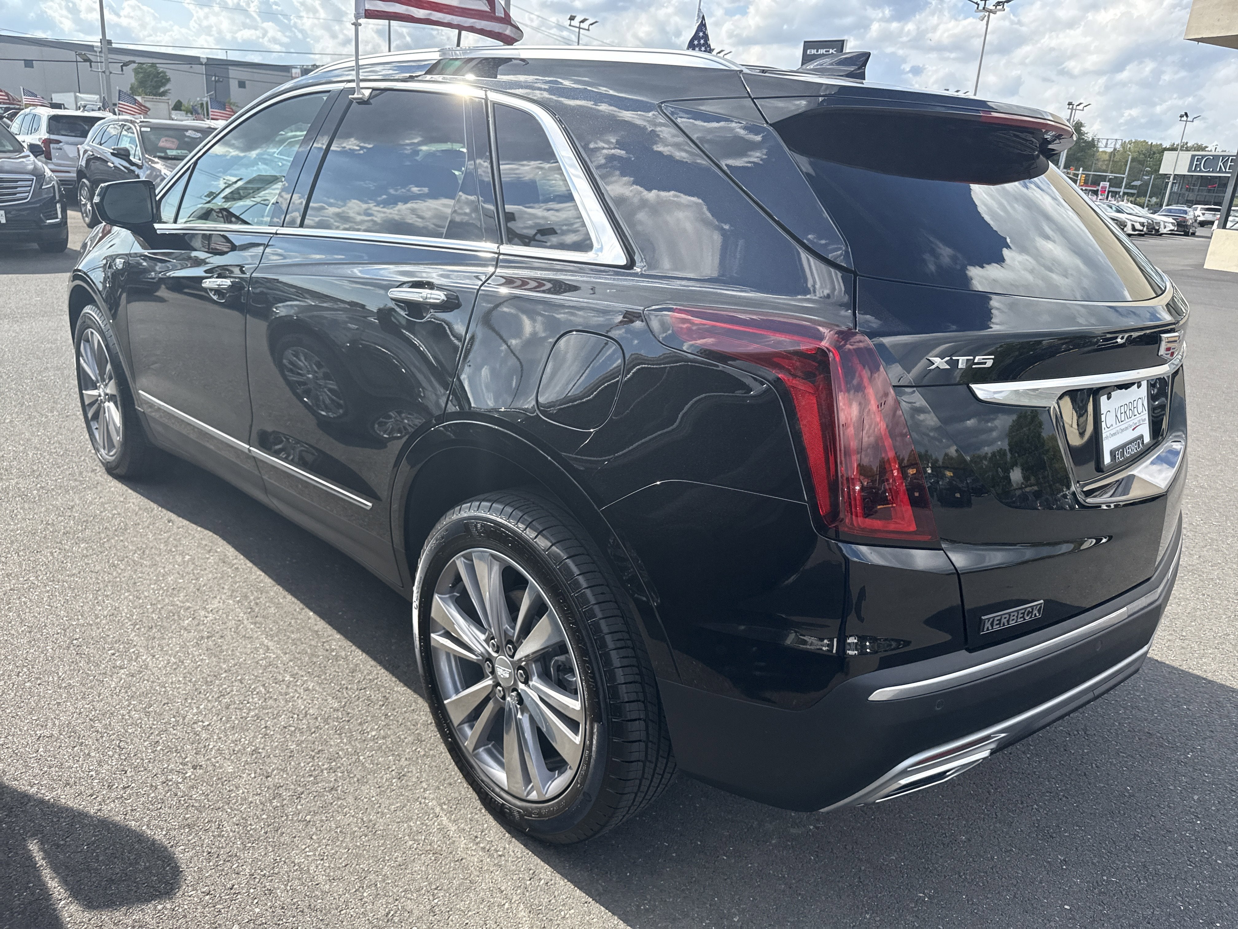 2025 Cadillac XT5 FWD Premium Luxury