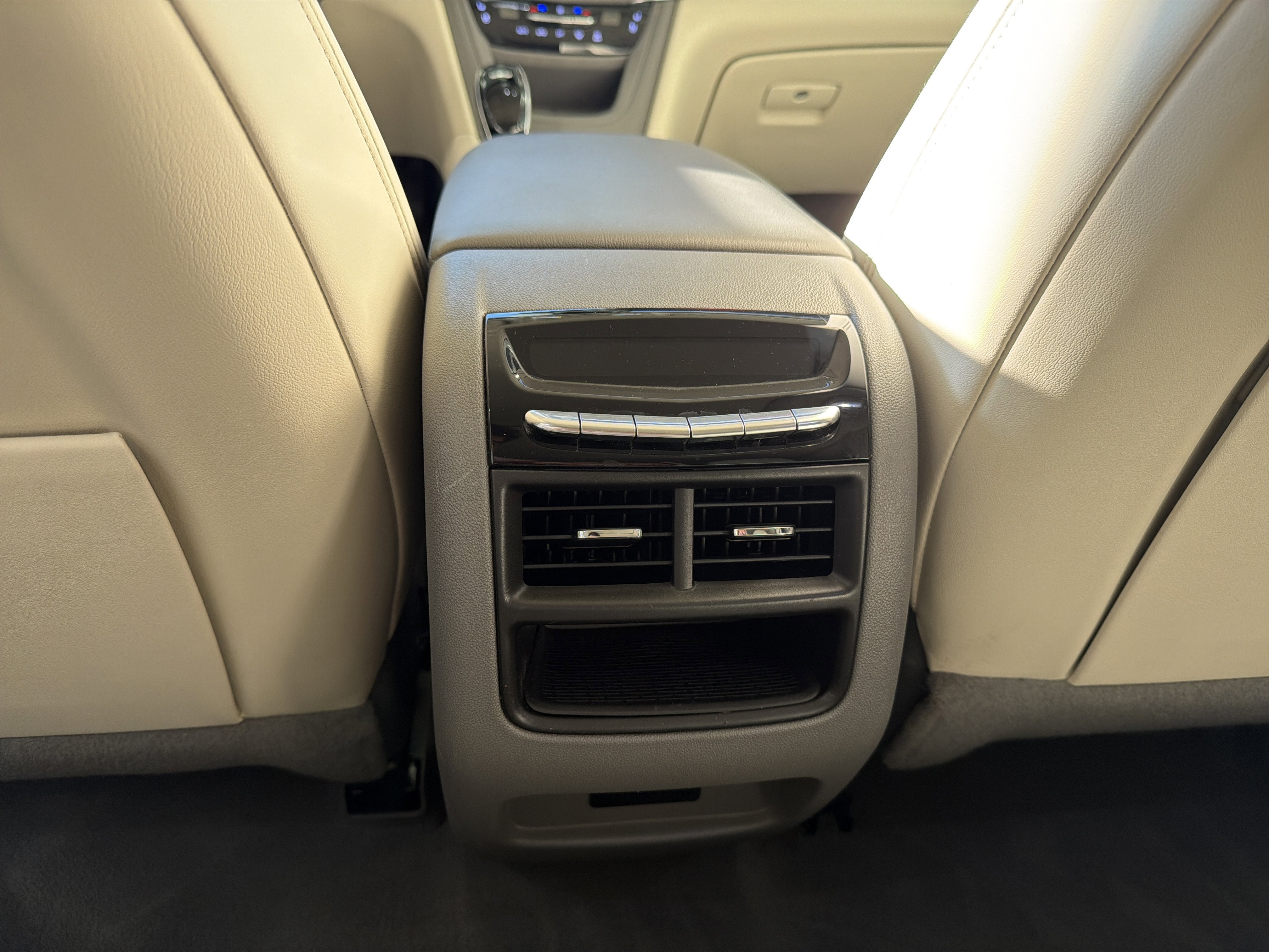 2021 Cadillac XT5 FWD Premium Luxury