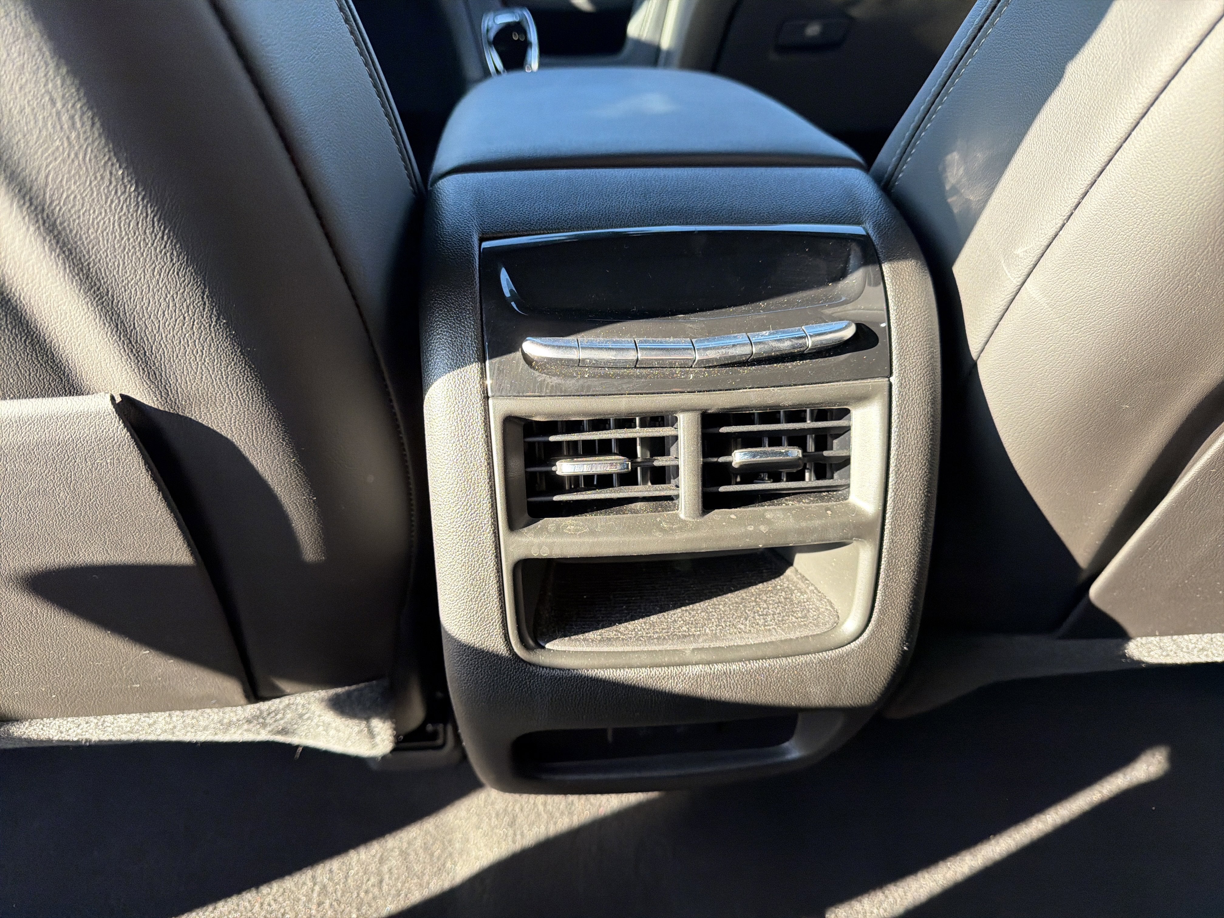 2024 Cadillac XT5 FWD Premium Luxury