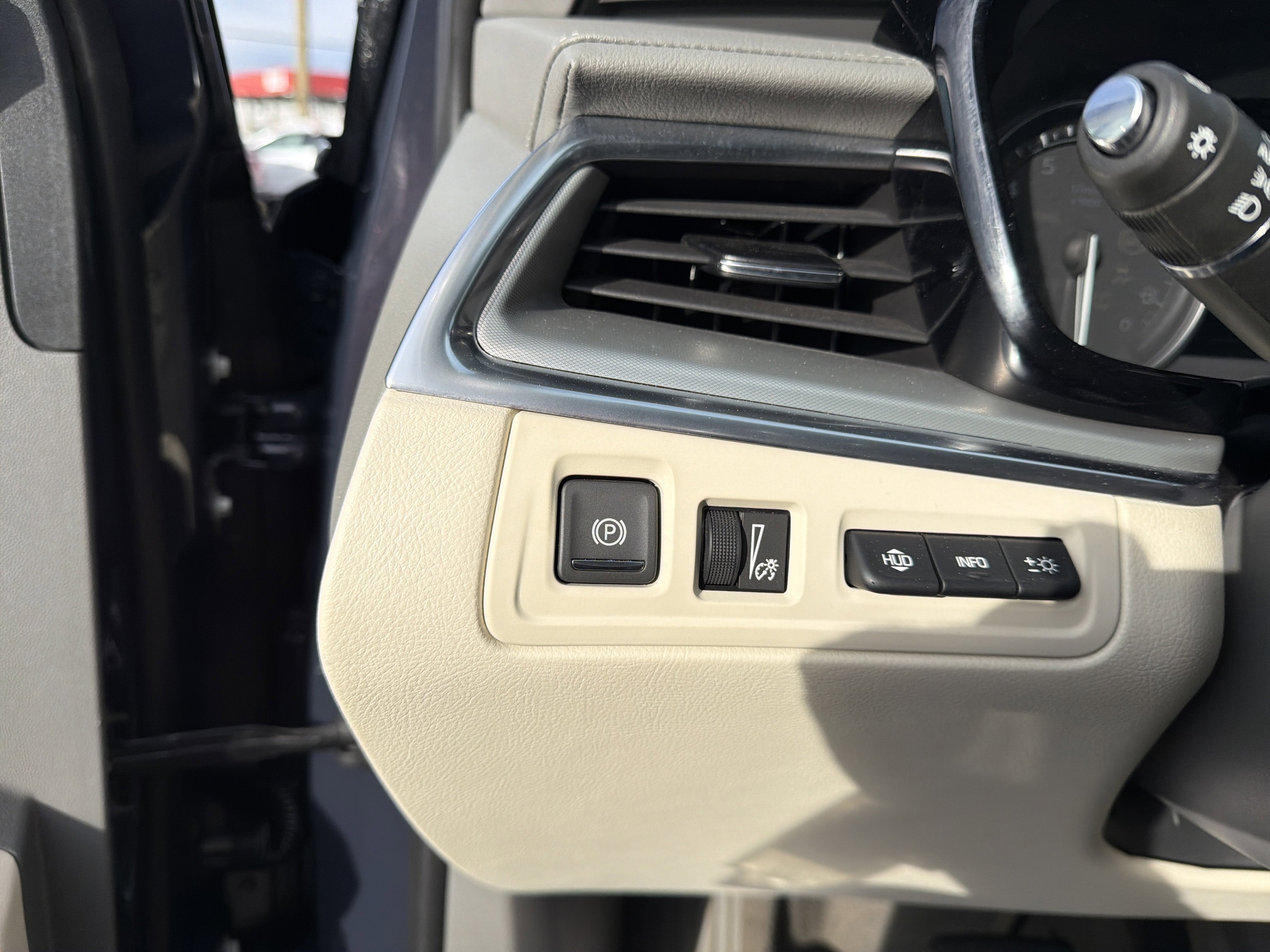 2024 Cadillac XT5 FWD Premium Luxury