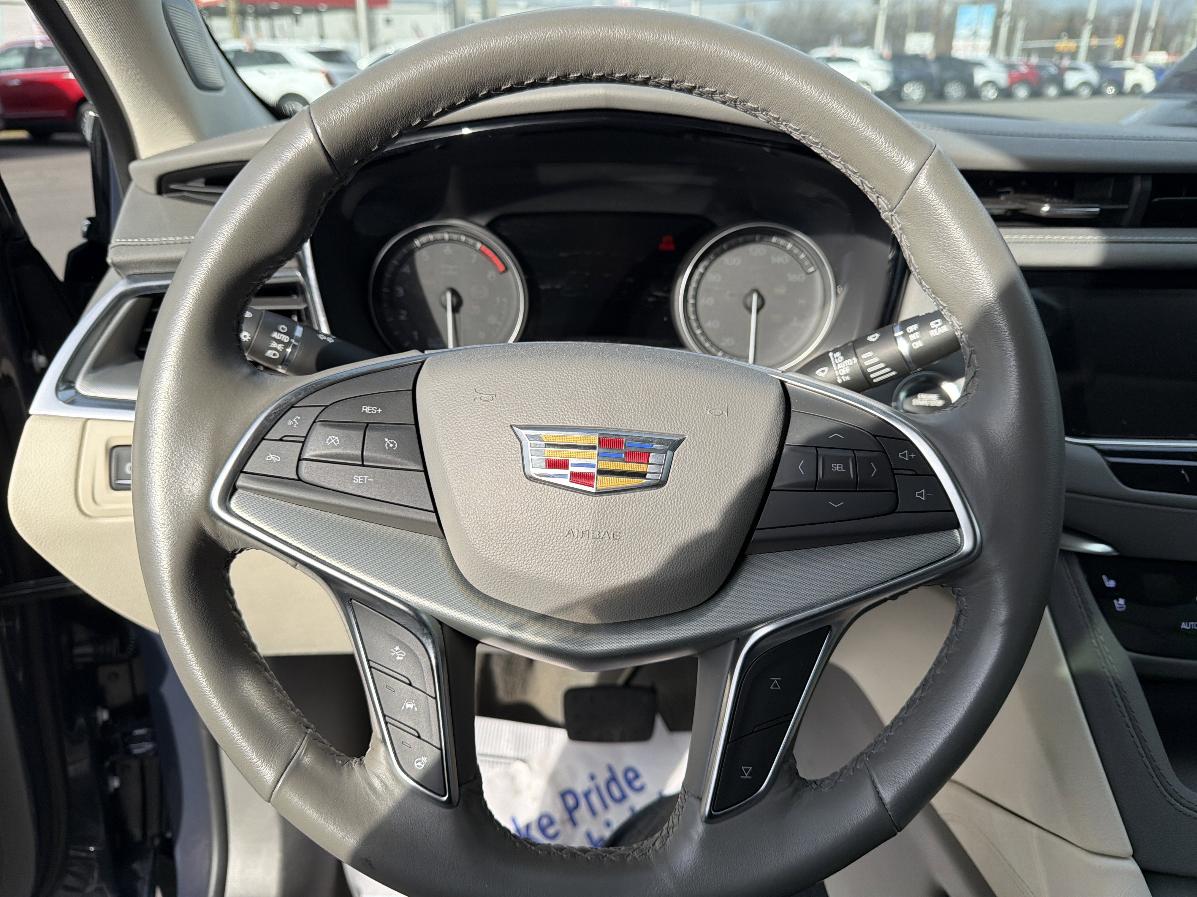 2024 Cadillac XT5 FWD Premium Luxury