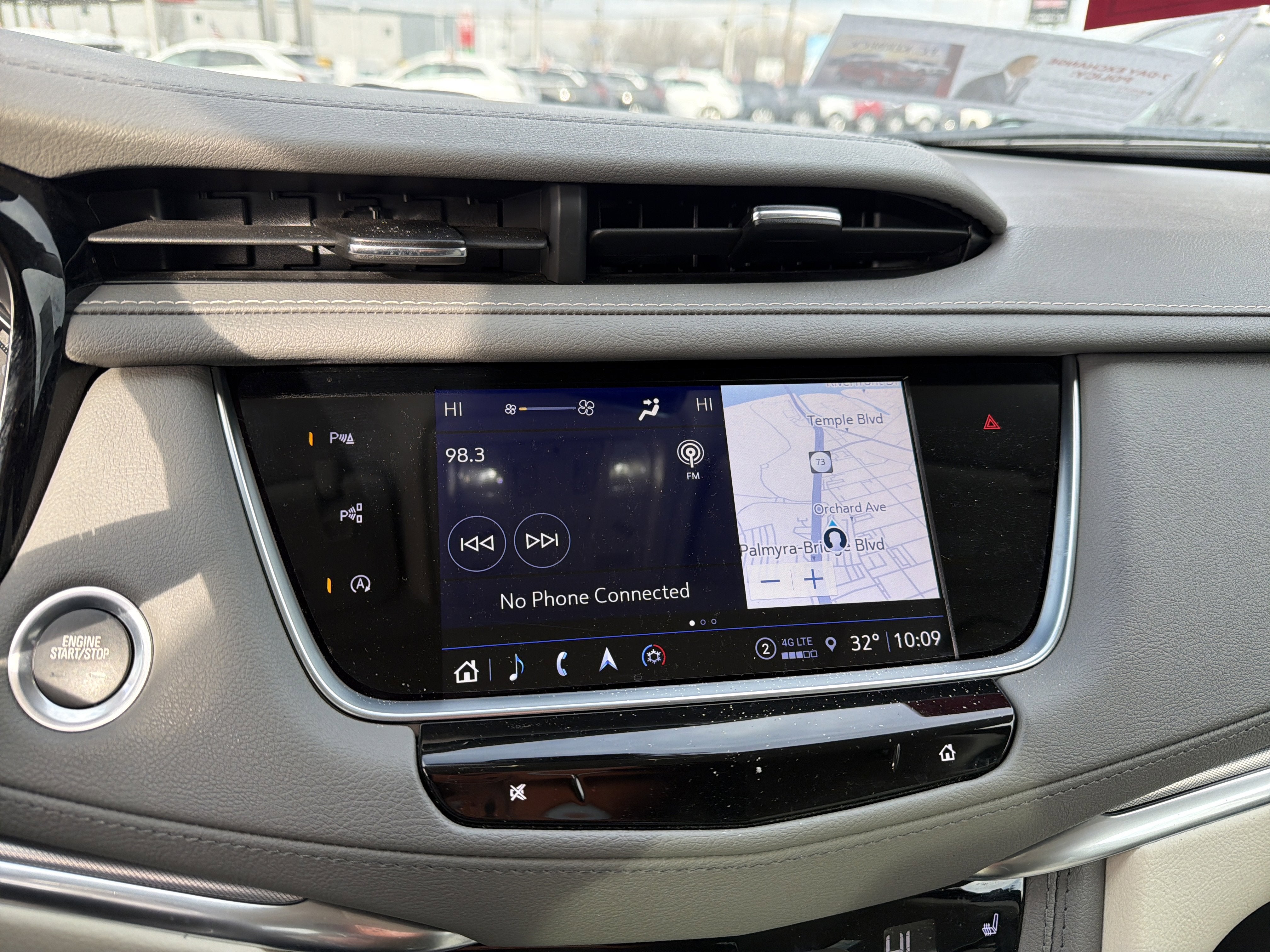 2024 Cadillac XT5 FWD Premium Luxury