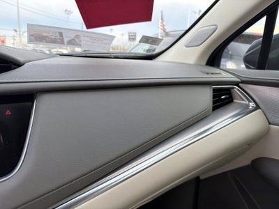 2024 Cadillac XT5 FWD Premium Luxury