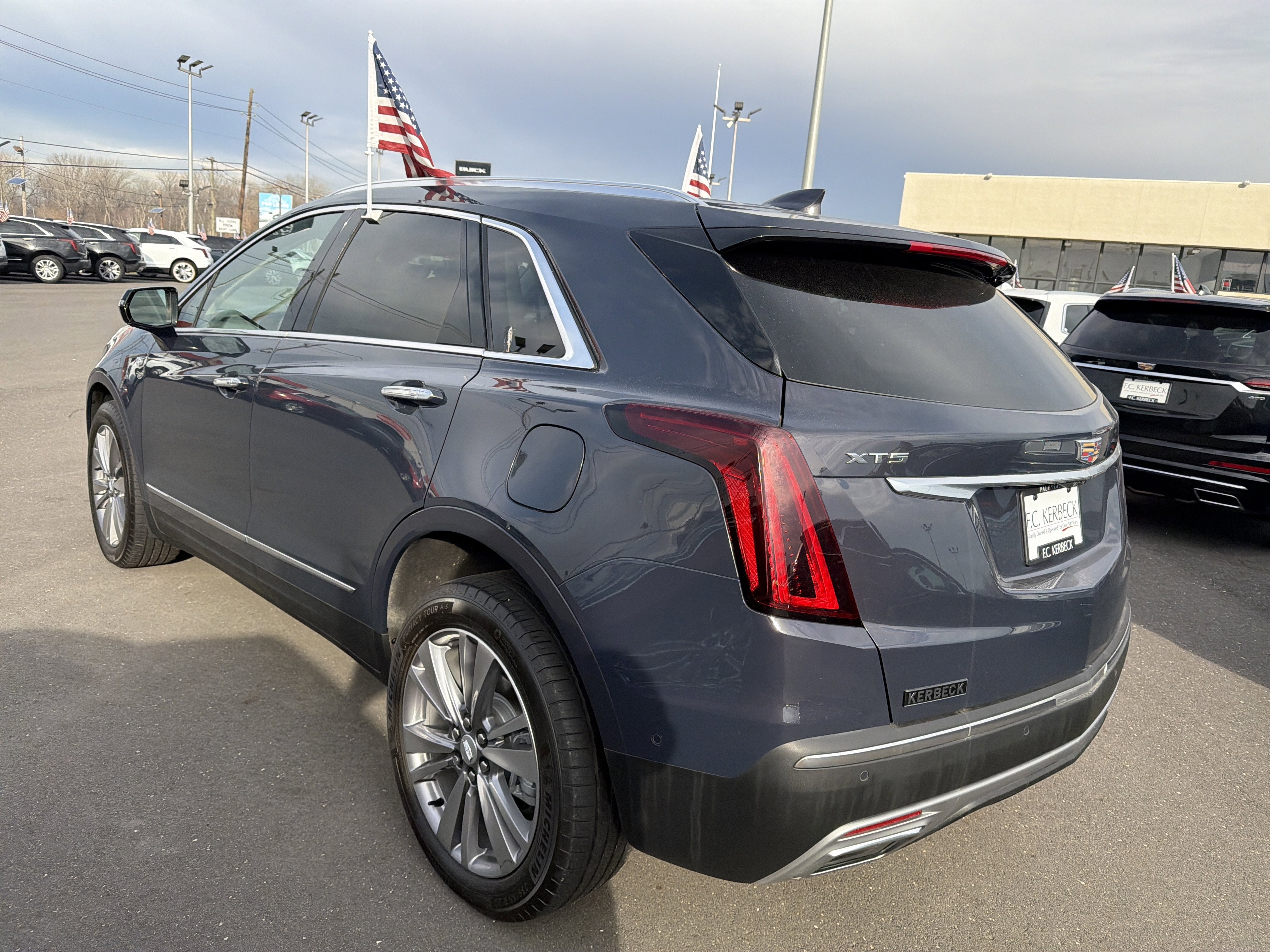 2024 Cadillac XT5 FWD Premium Luxury