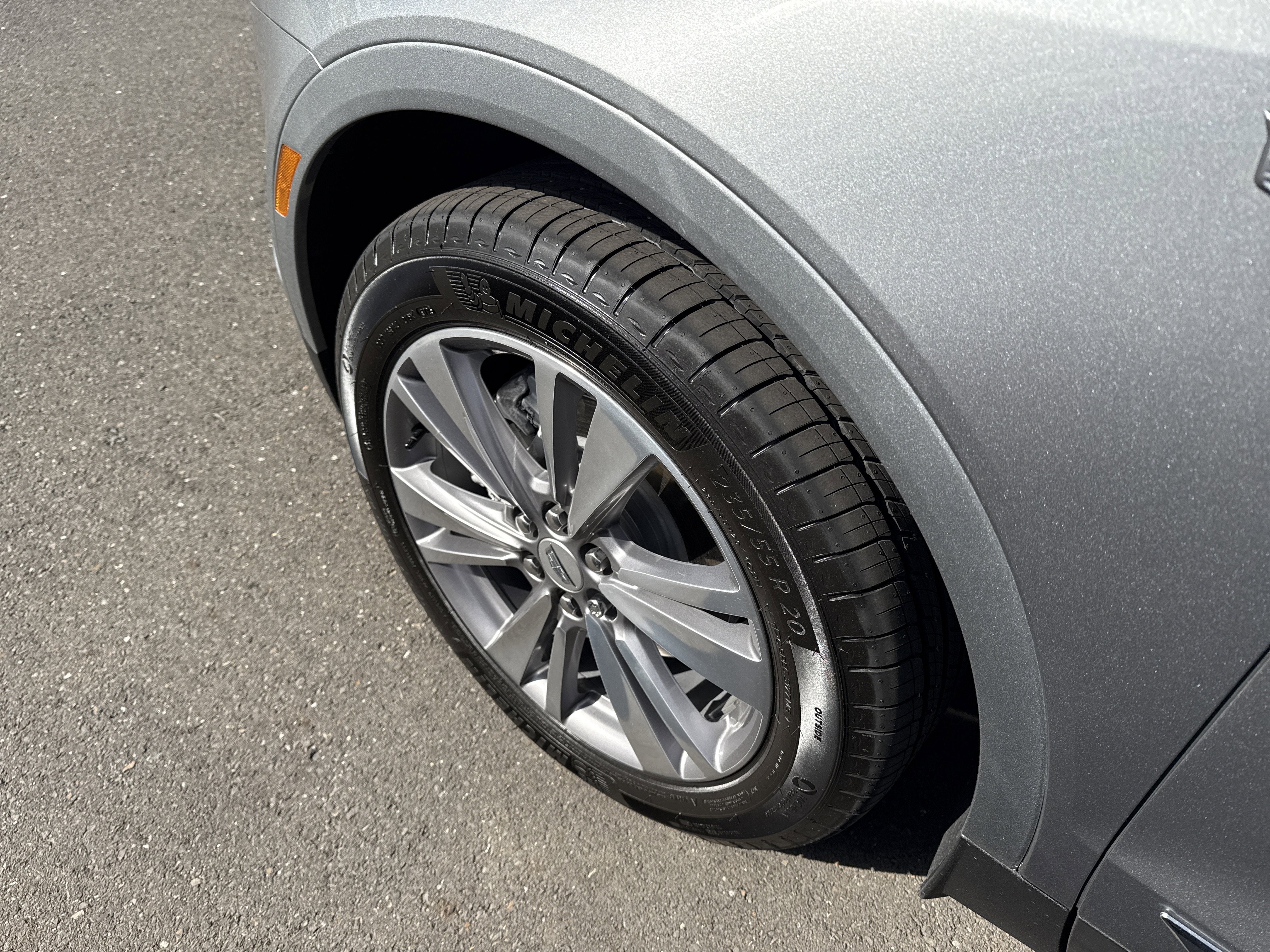 2025 Cadillac XT5 FWD Premium Luxury