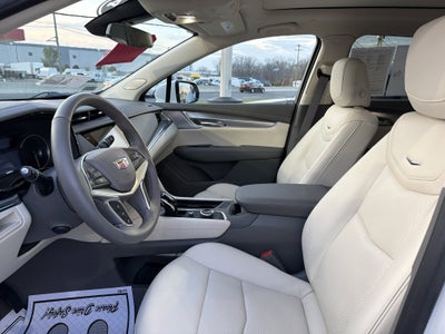 2024 Cadillac XT5 FWD Premium Luxury