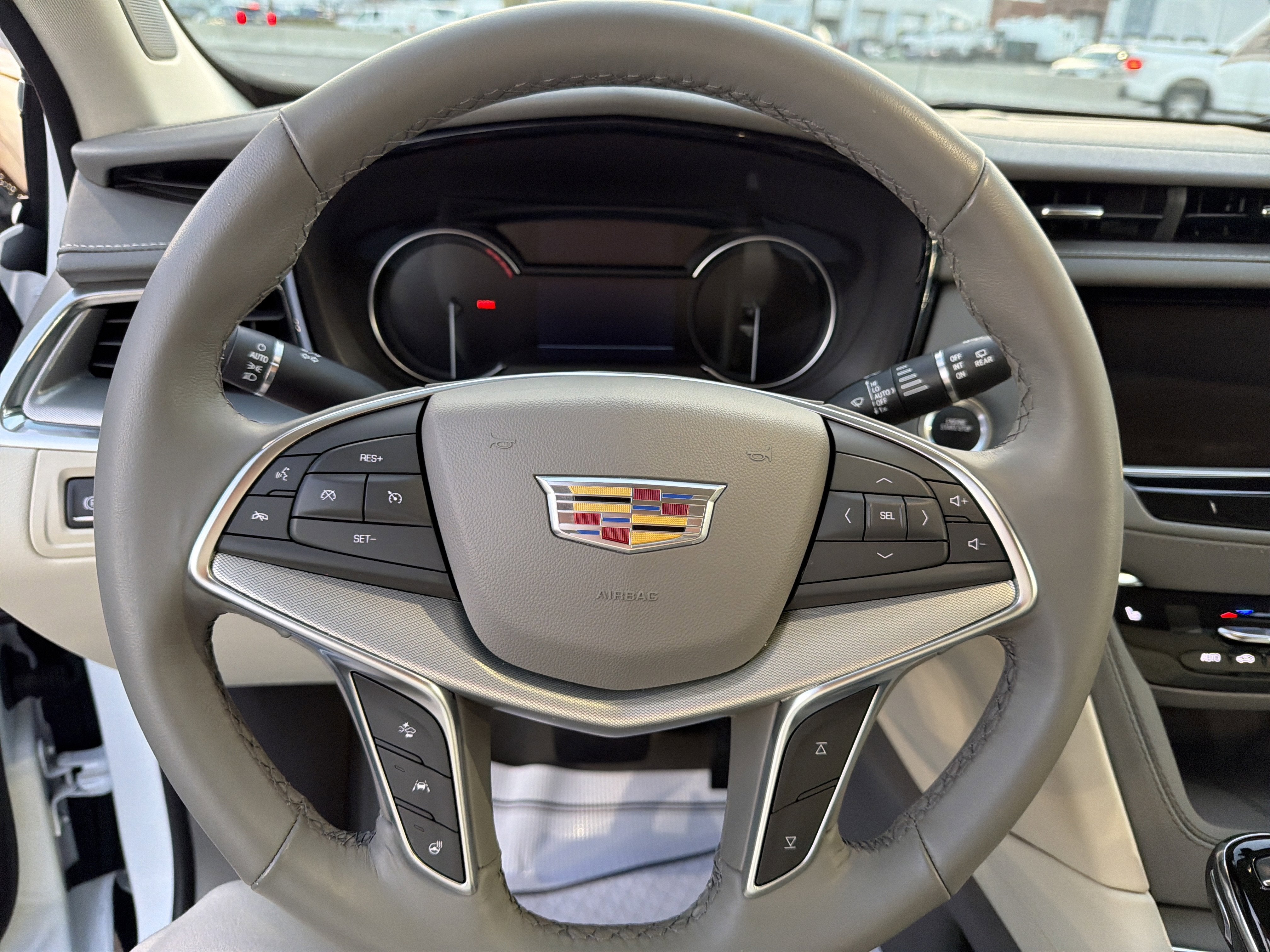 2024 Cadillac XT5 FWD Premium Luxury