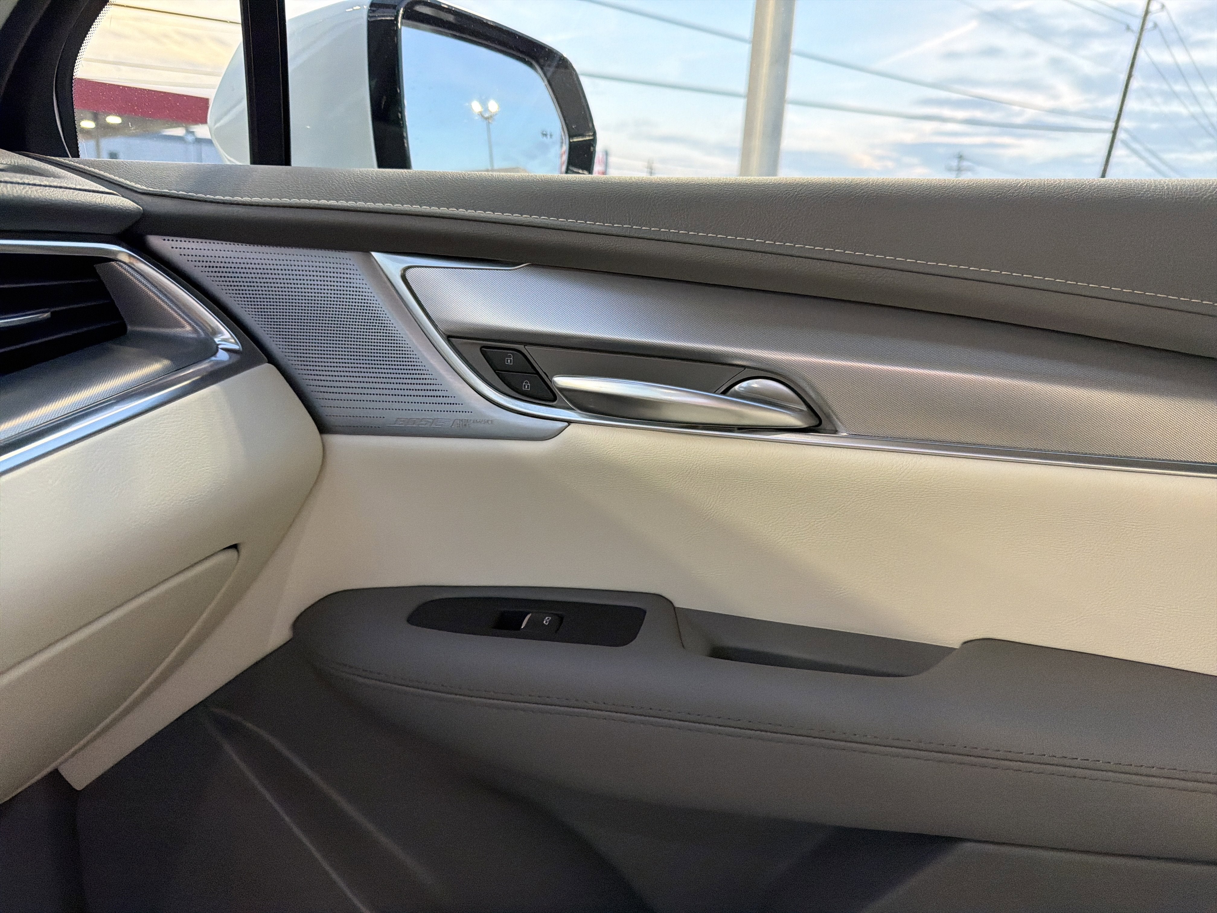 2024 Cadillac XT5 FWD Premium Luxury