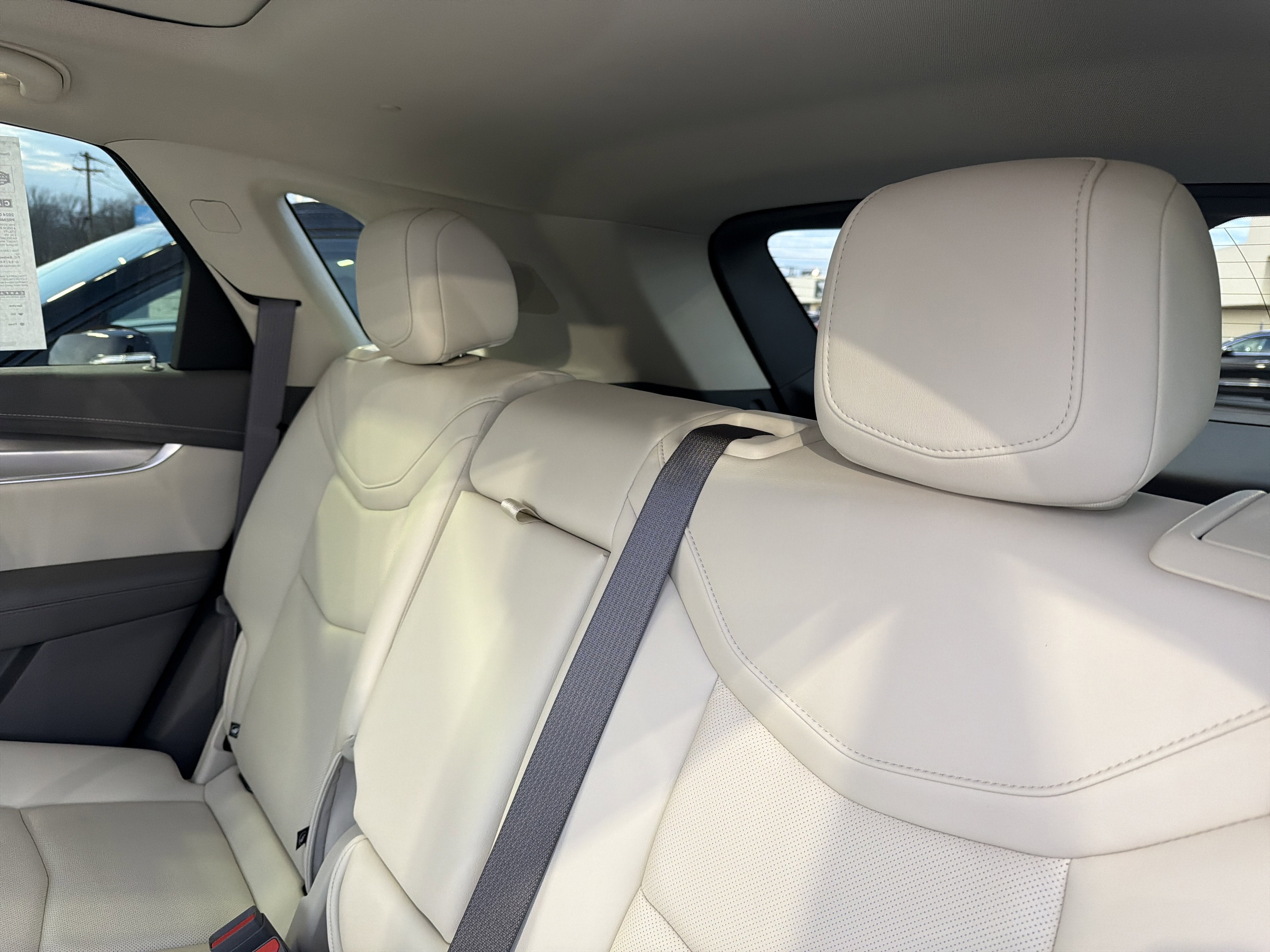 2024 Cadillac XT5 FWD Premium Luxury