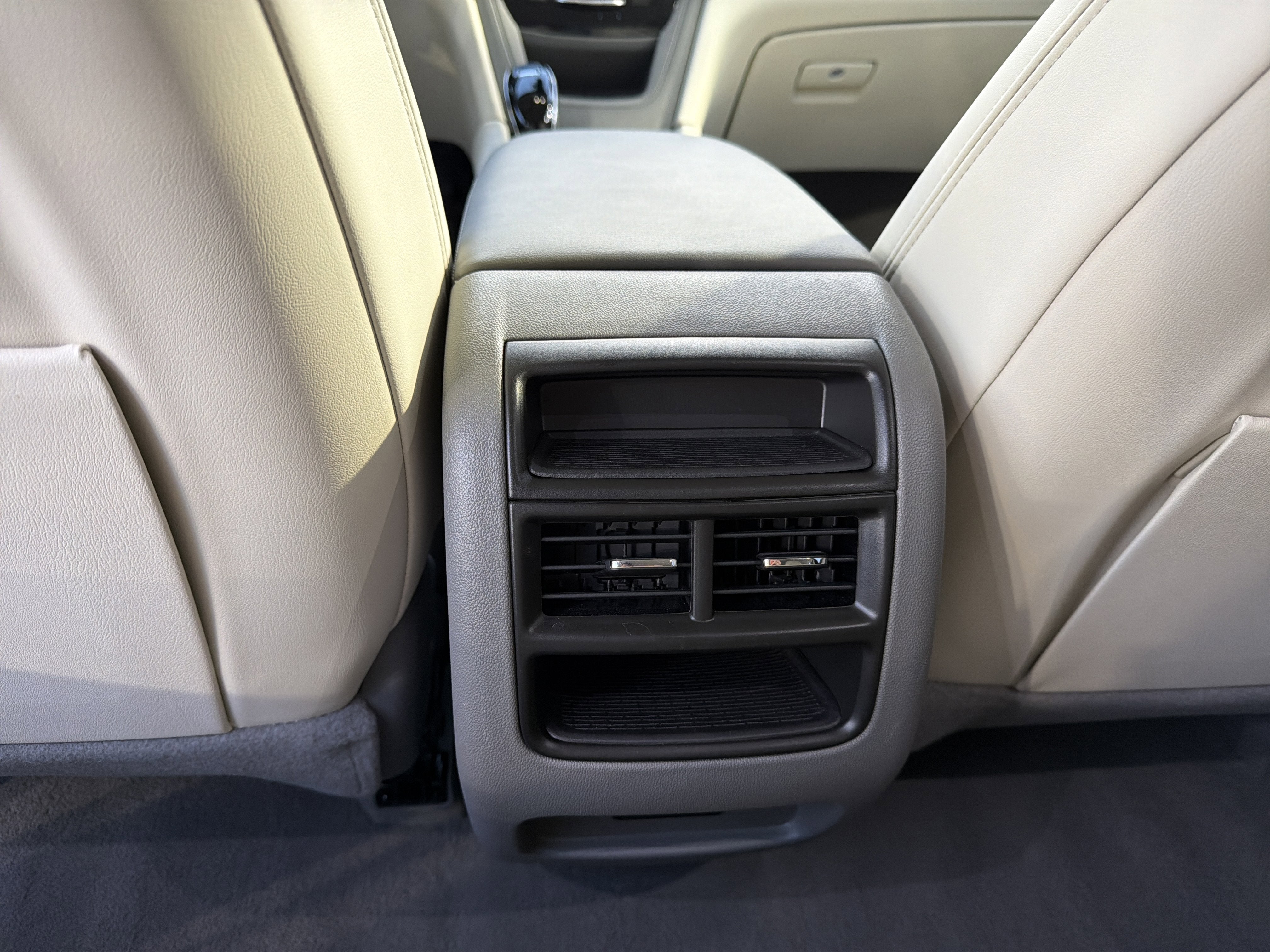 2024 Cadillac XT5 FWD Premium Luxury