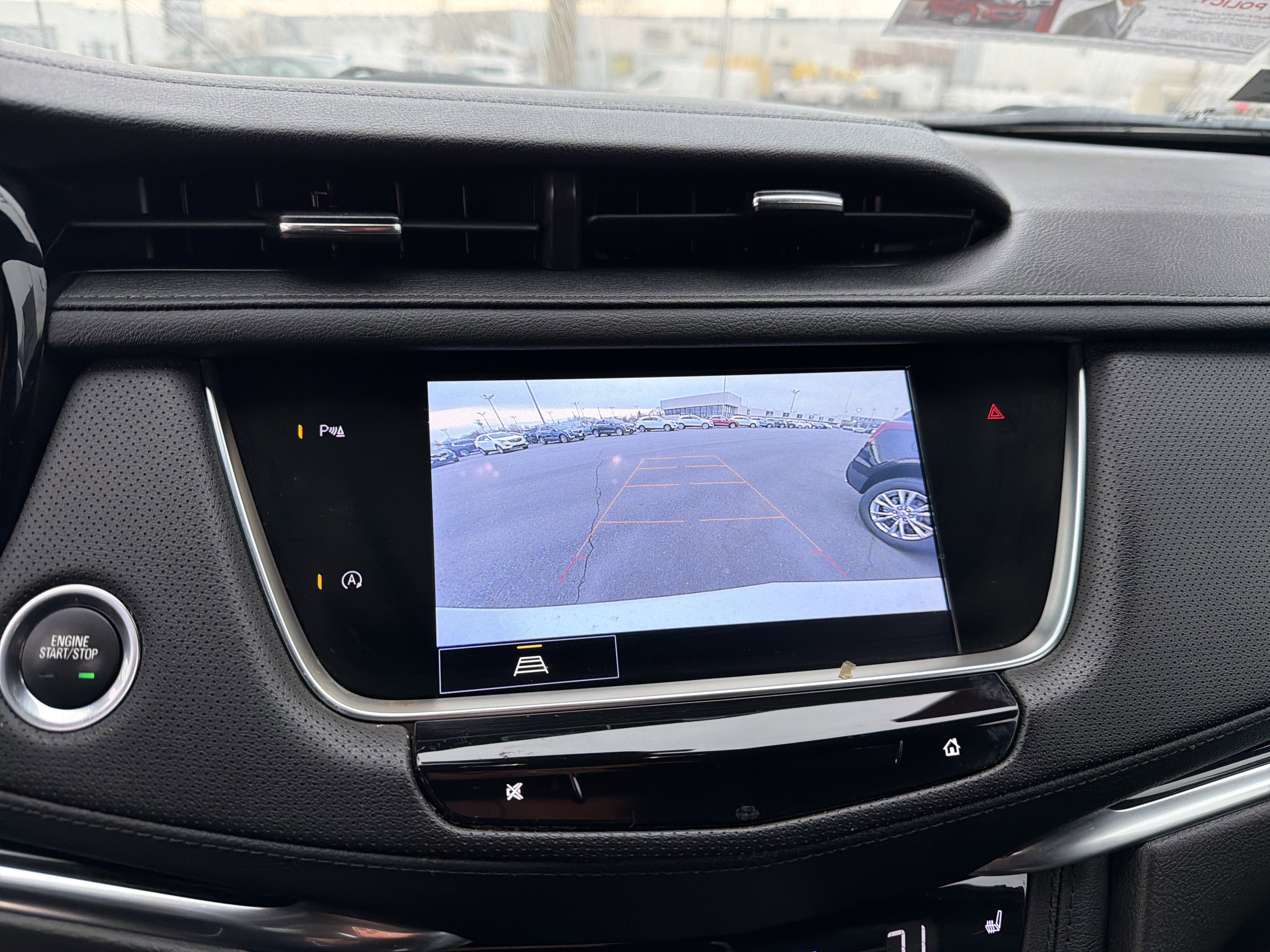 2022 Cadillac XT5 AWD Premium Luxury