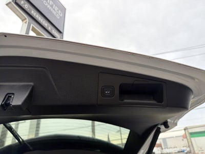 2022 Cadillac XT5 AWD Premium Luxury