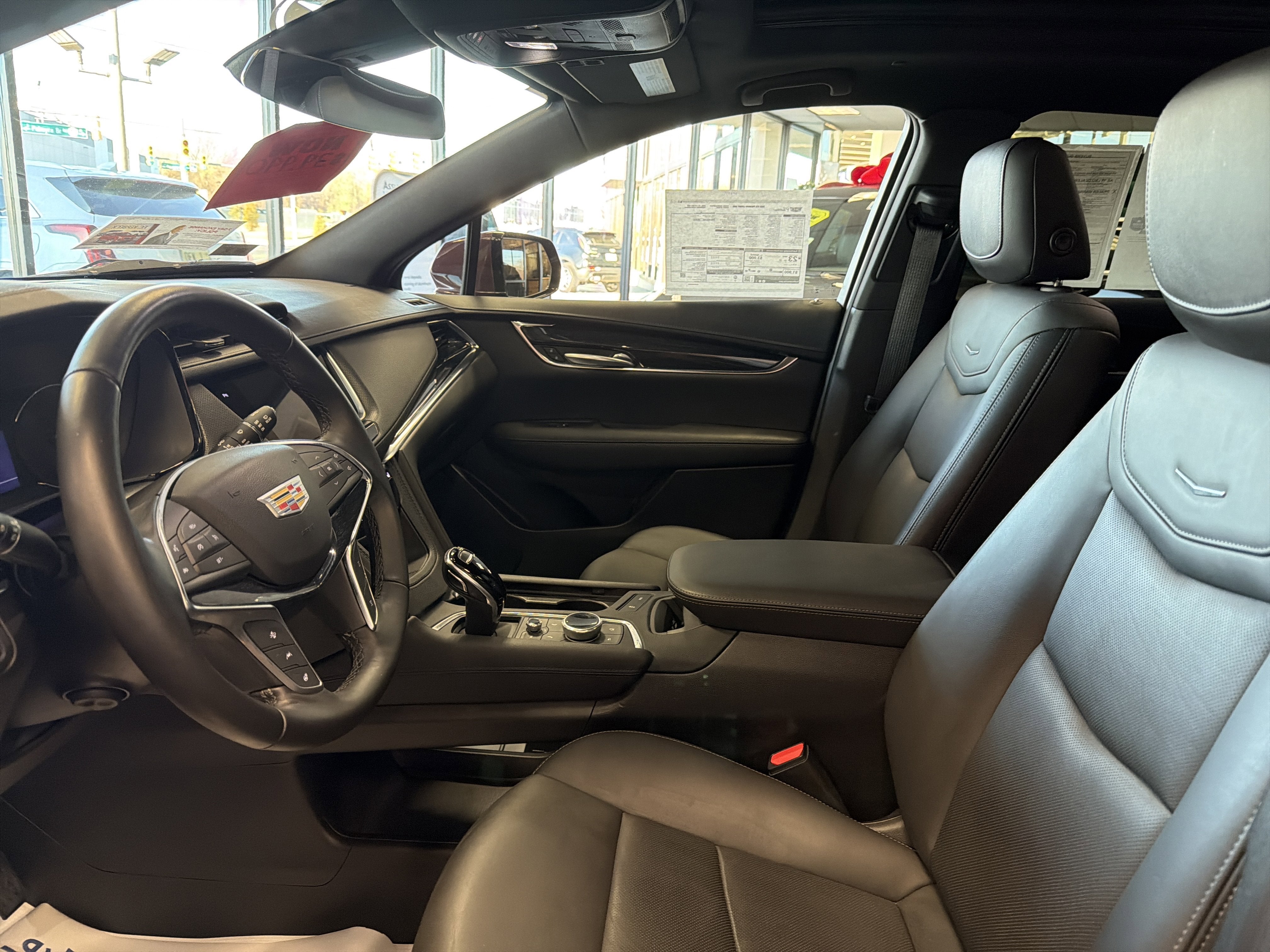 2022 Cadillac XT5 AWD Premium Luxury