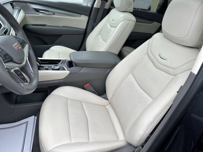 2022 Cadillac XT5 AWD Premium Luxury