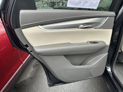 2022 Cadillac XT5 AWD Premium Luxury