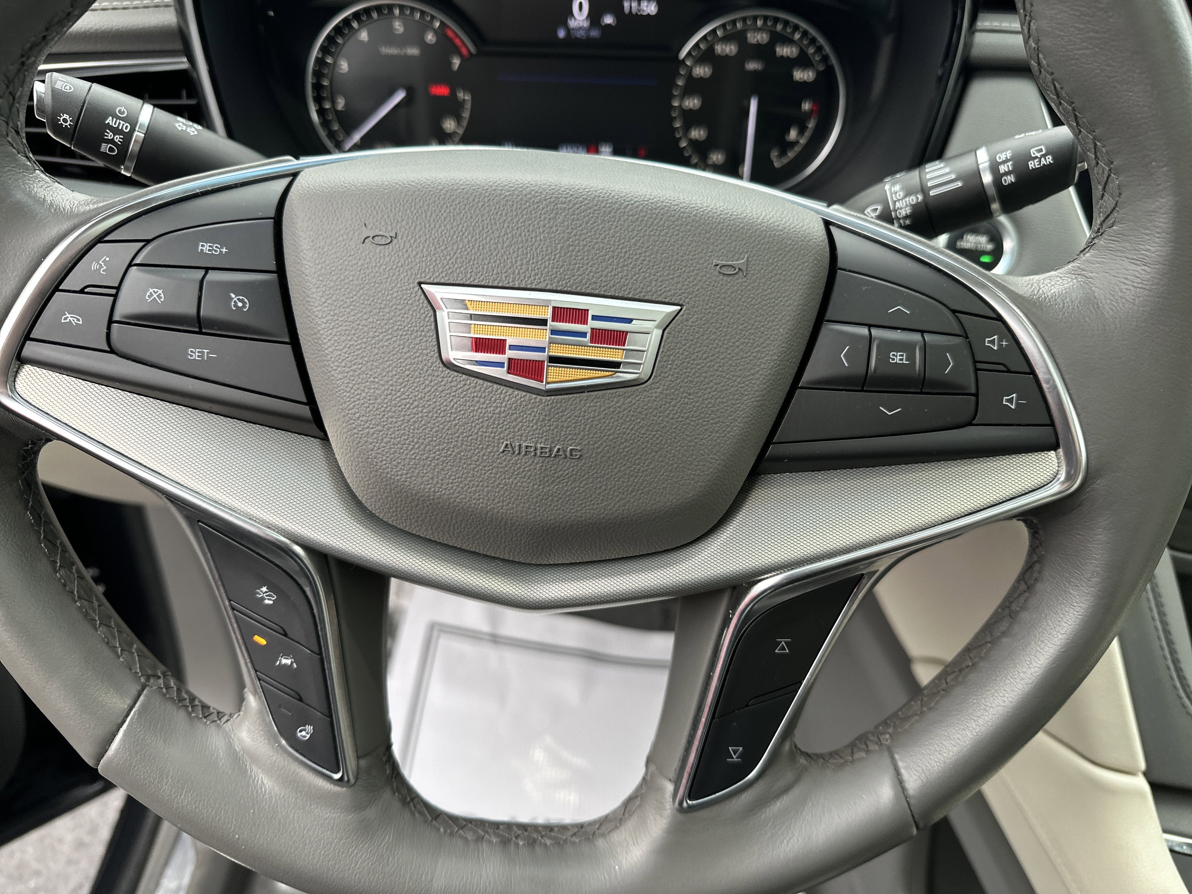 2022 Cadillac XT5 AWD Premium Luxury