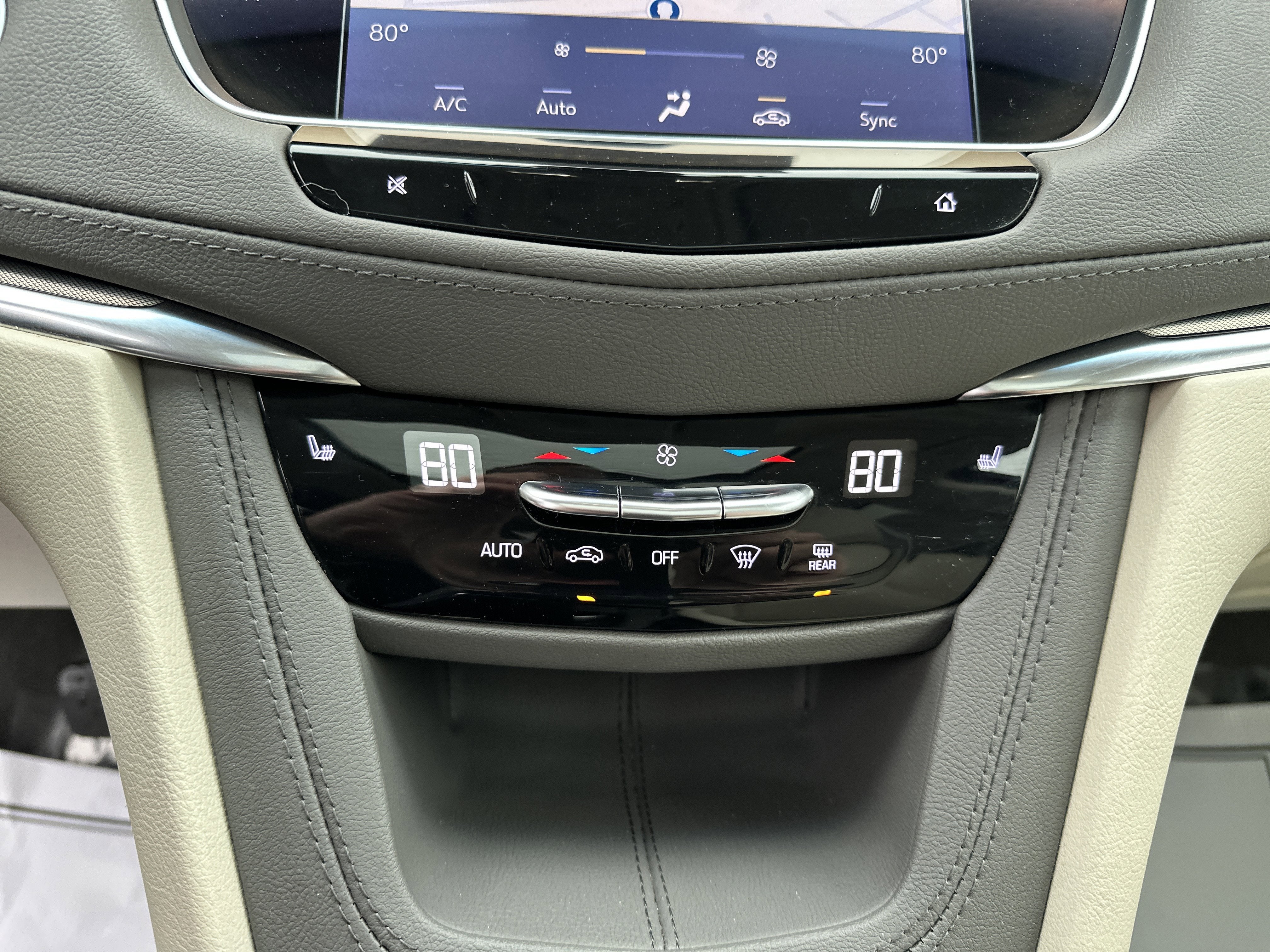 2022 Cadillac XT5 AWD Premium Luxury